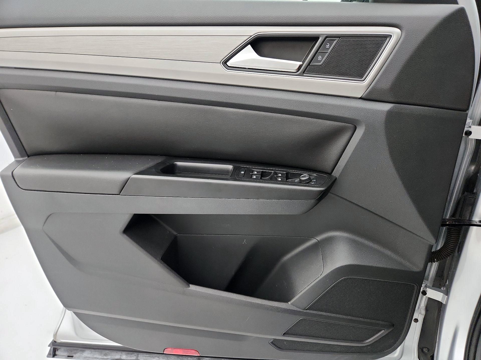 Thumbnail: 2019 Volkswagen Atlas - 12