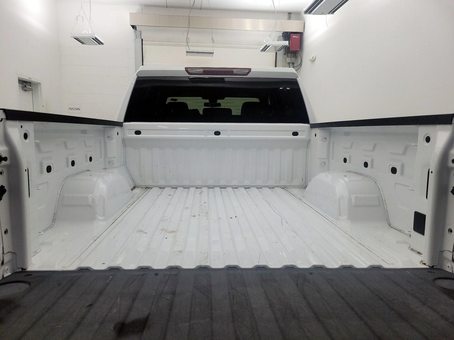 Thumbnail: 2021 Chevrolet Silverado 1500 - 19