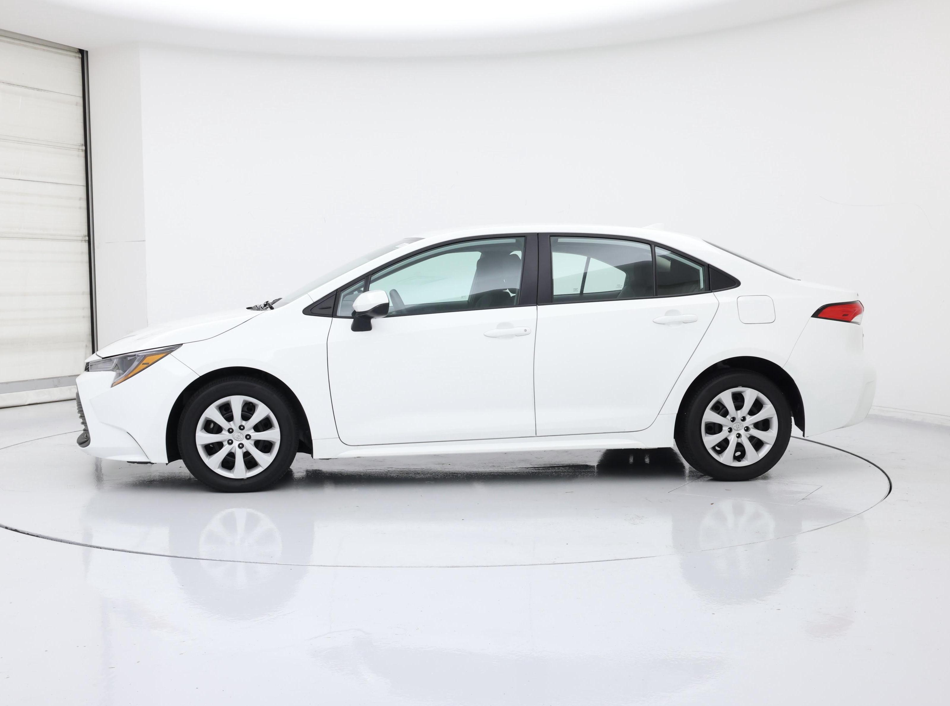 Thumbnail: 2025 Toyota Corolla - 3