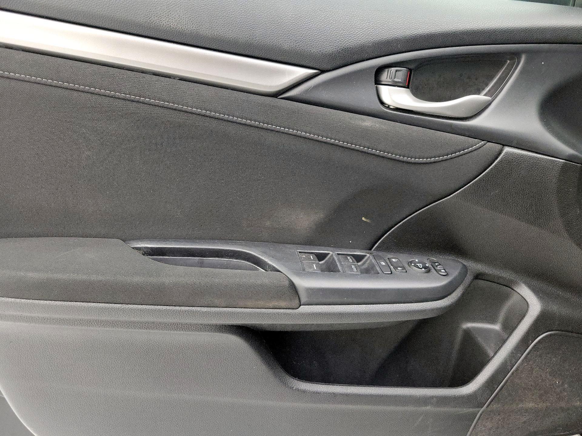 Thumbnail: 2018 Honda Civic - 12