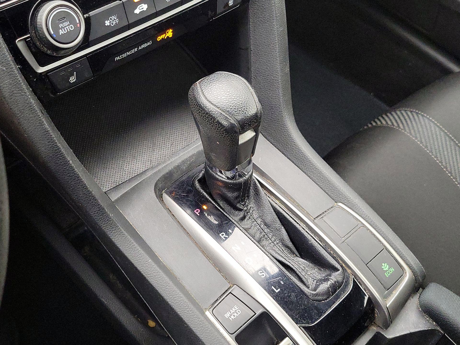 Thumbnail: 2018 Honda Civic - 17