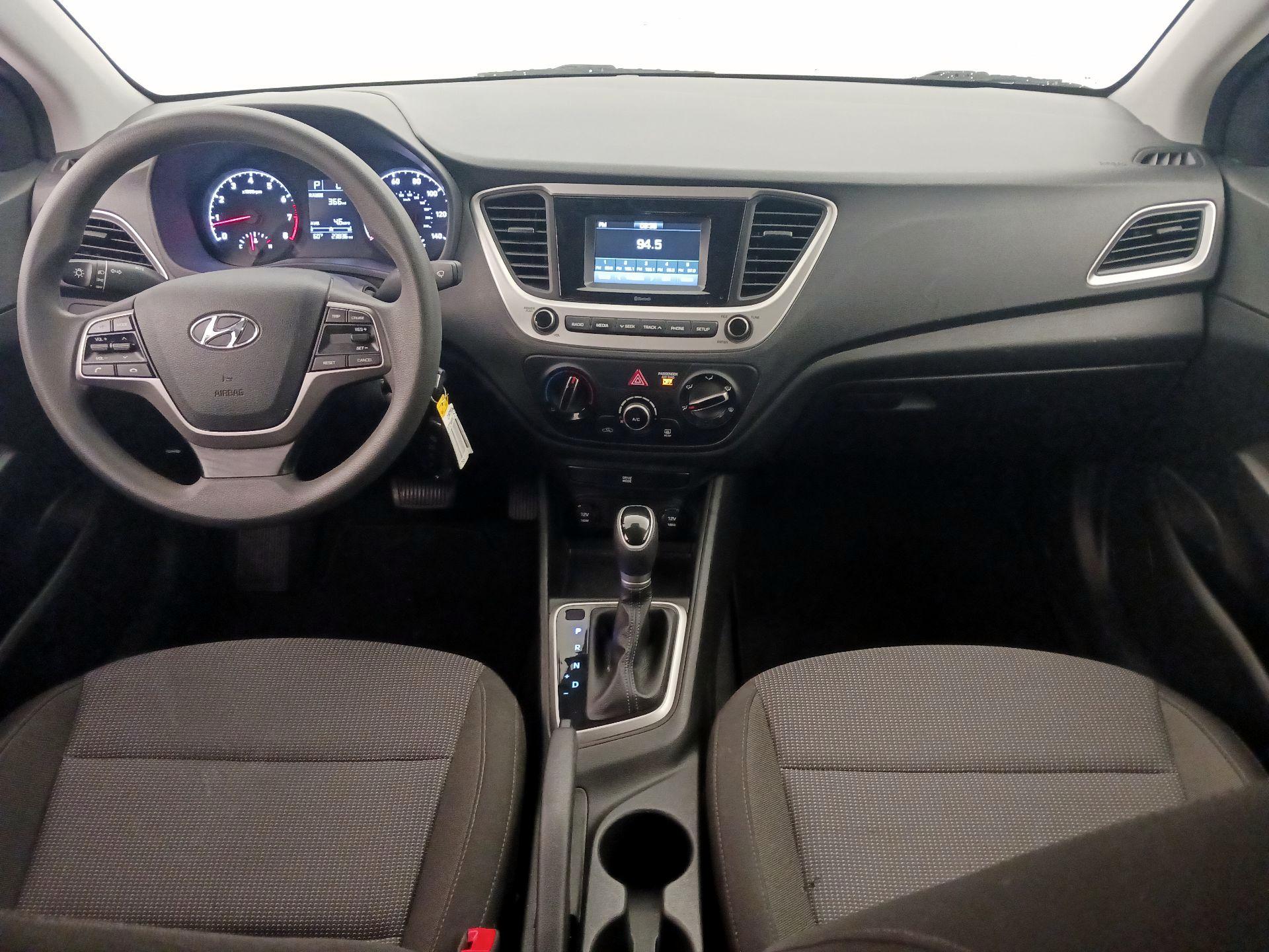 Thumbnail: 2022 Hyundai Accent - 9