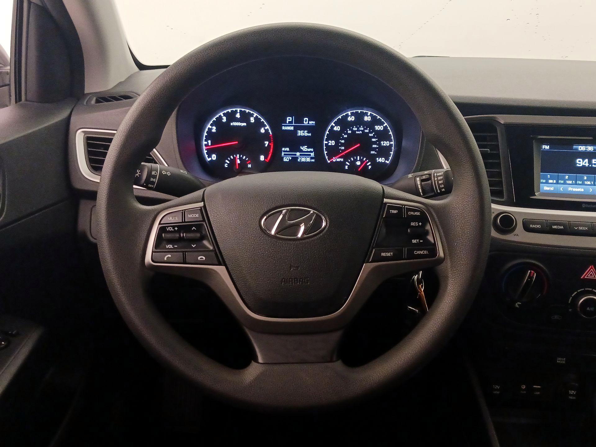 Thumbnail: 2022 Hyundai Accent - 10