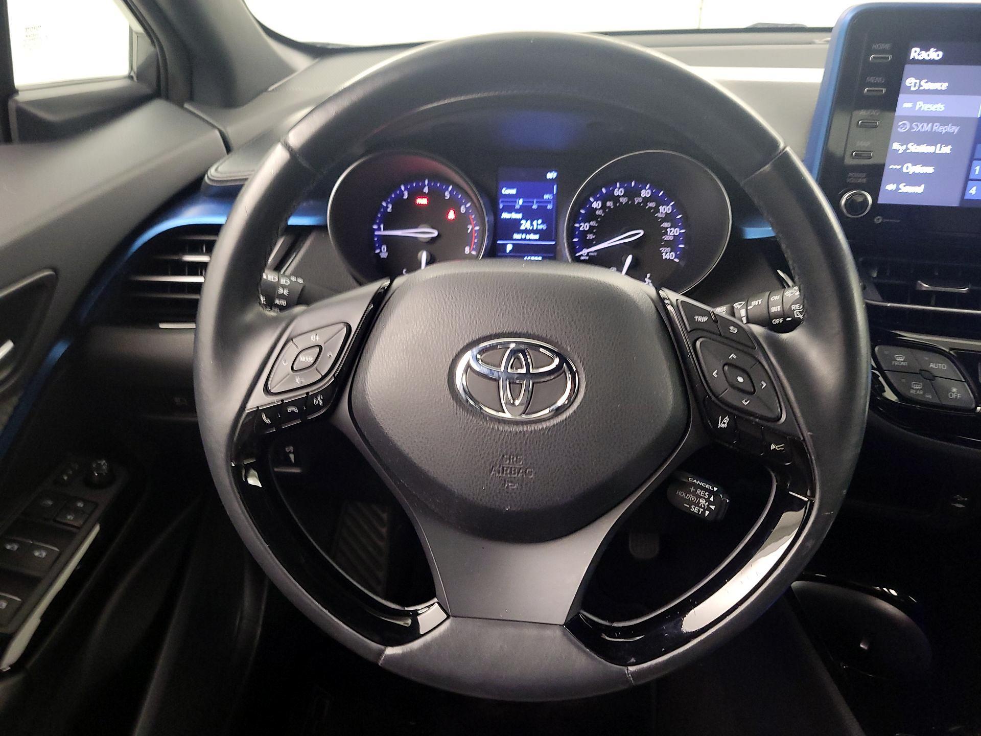 Thumbnail: 2019 Toyota C-HR - 10