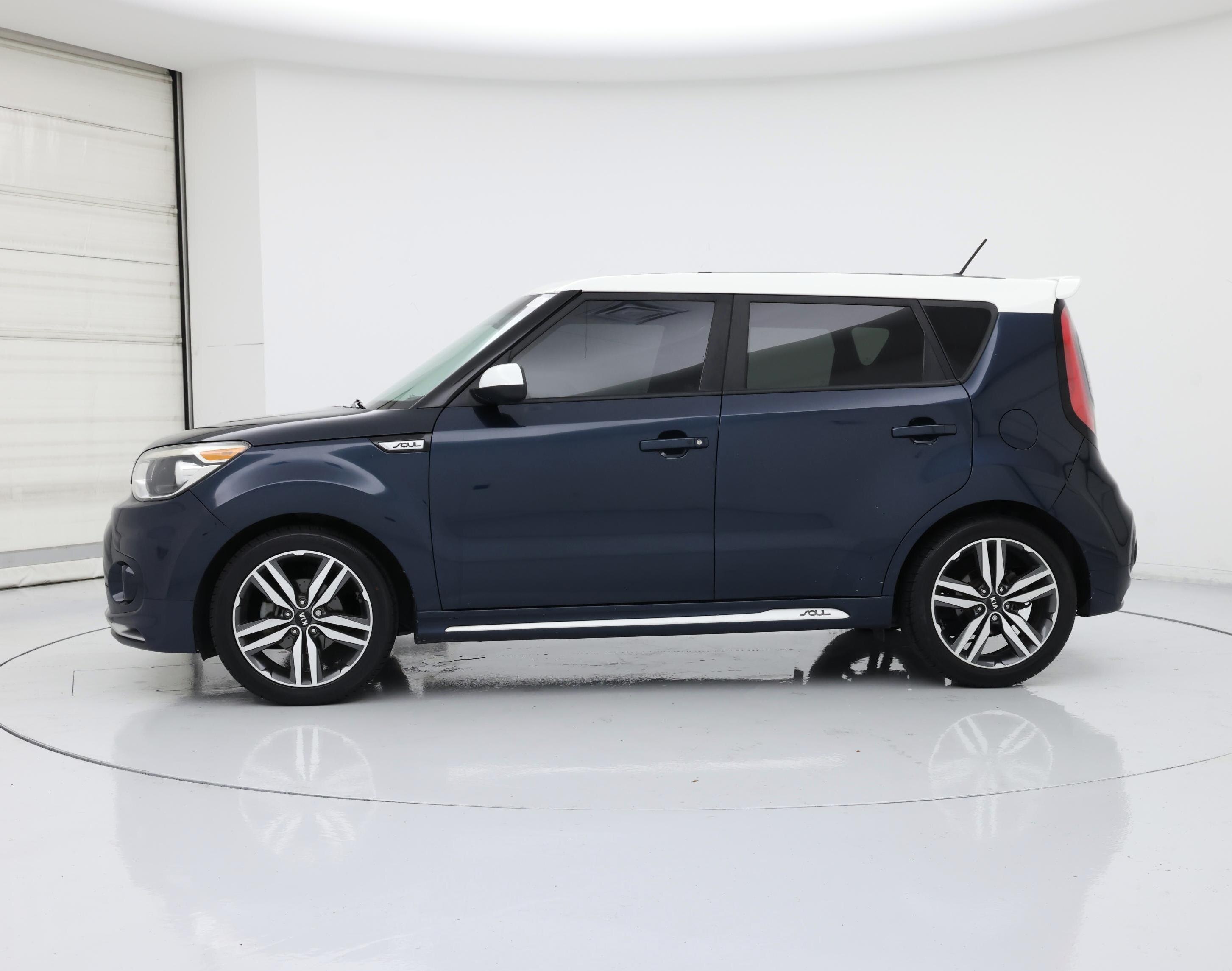Thumbnail: 2018 Kia Soul - 3