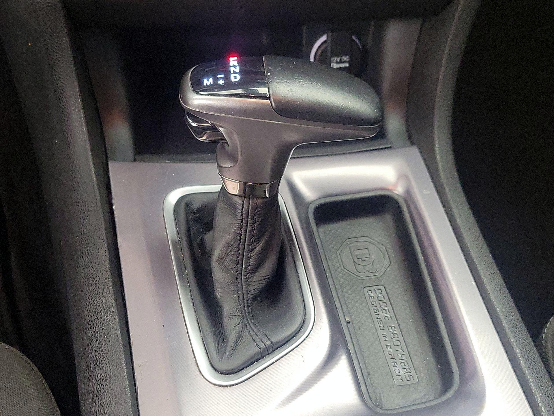 Thumbnail: 2019 Dodge Charger - 18