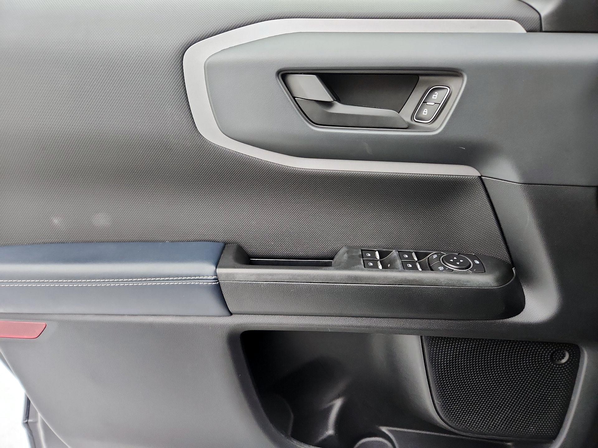 Thumbnail: 2021 Ford Bronco Sport - 12