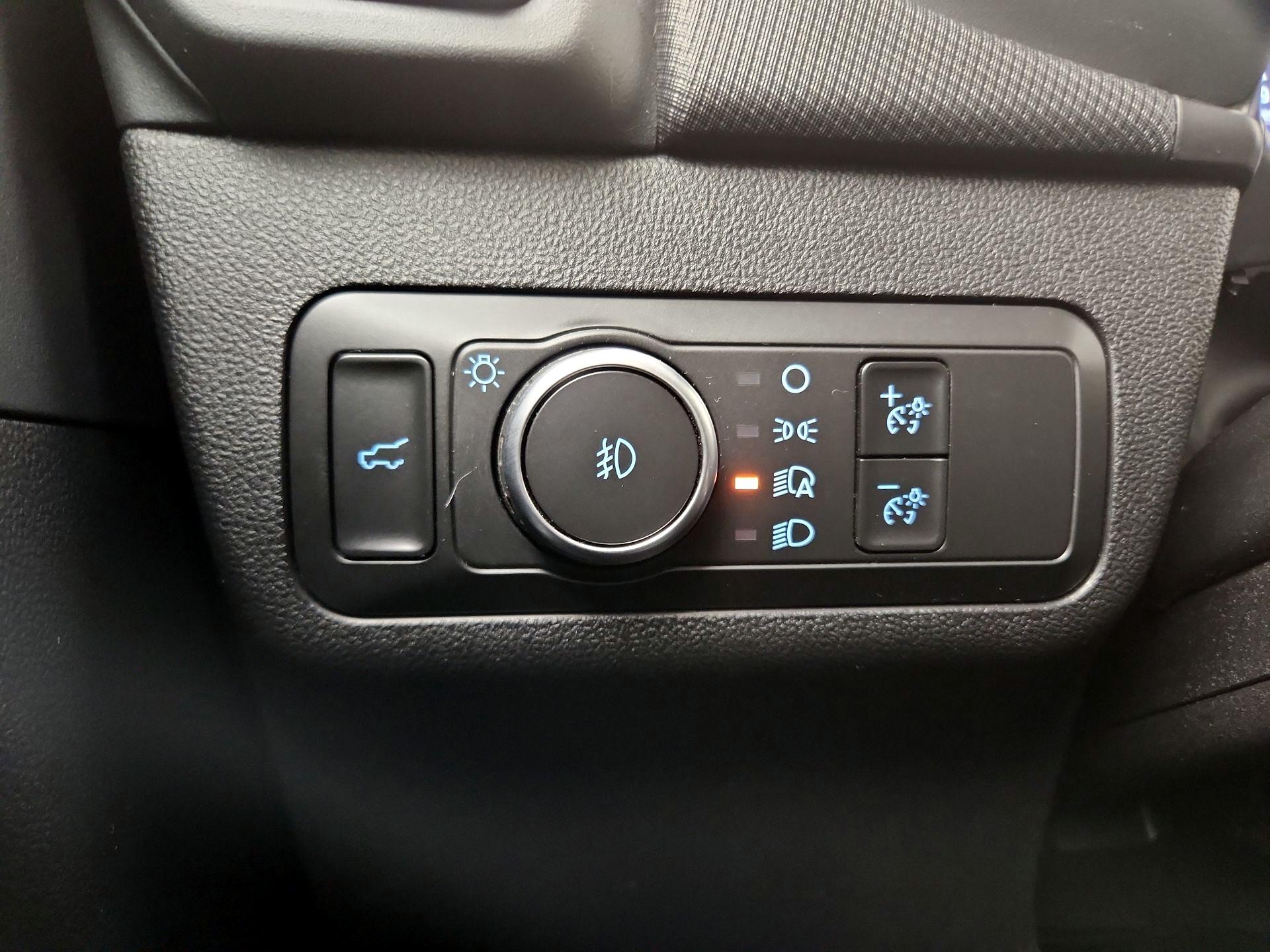 Thumbnail: 2021 Ford Bronco Sport - 13