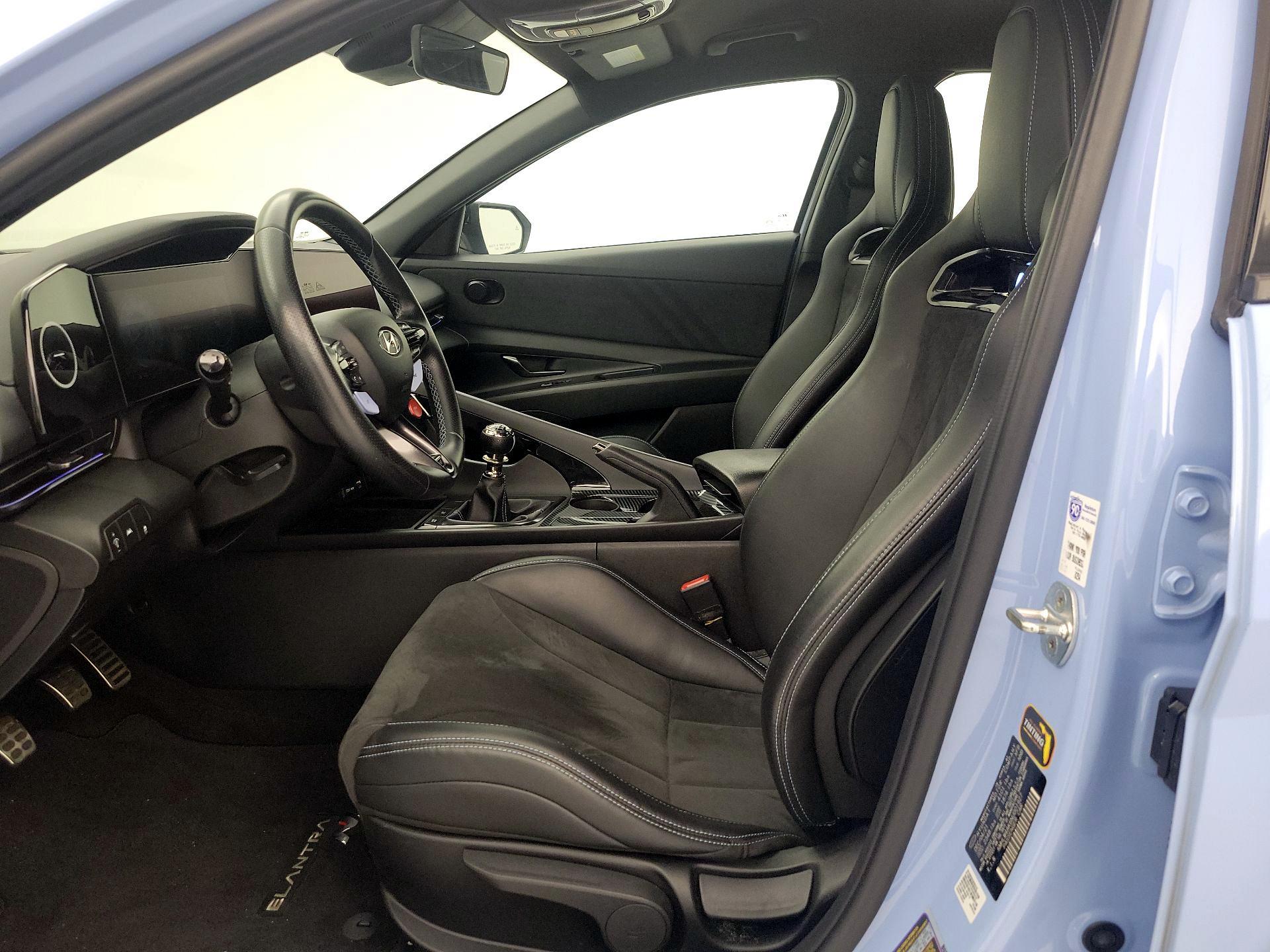 Thumbnail: 2022 Hyundai Elantra - 11