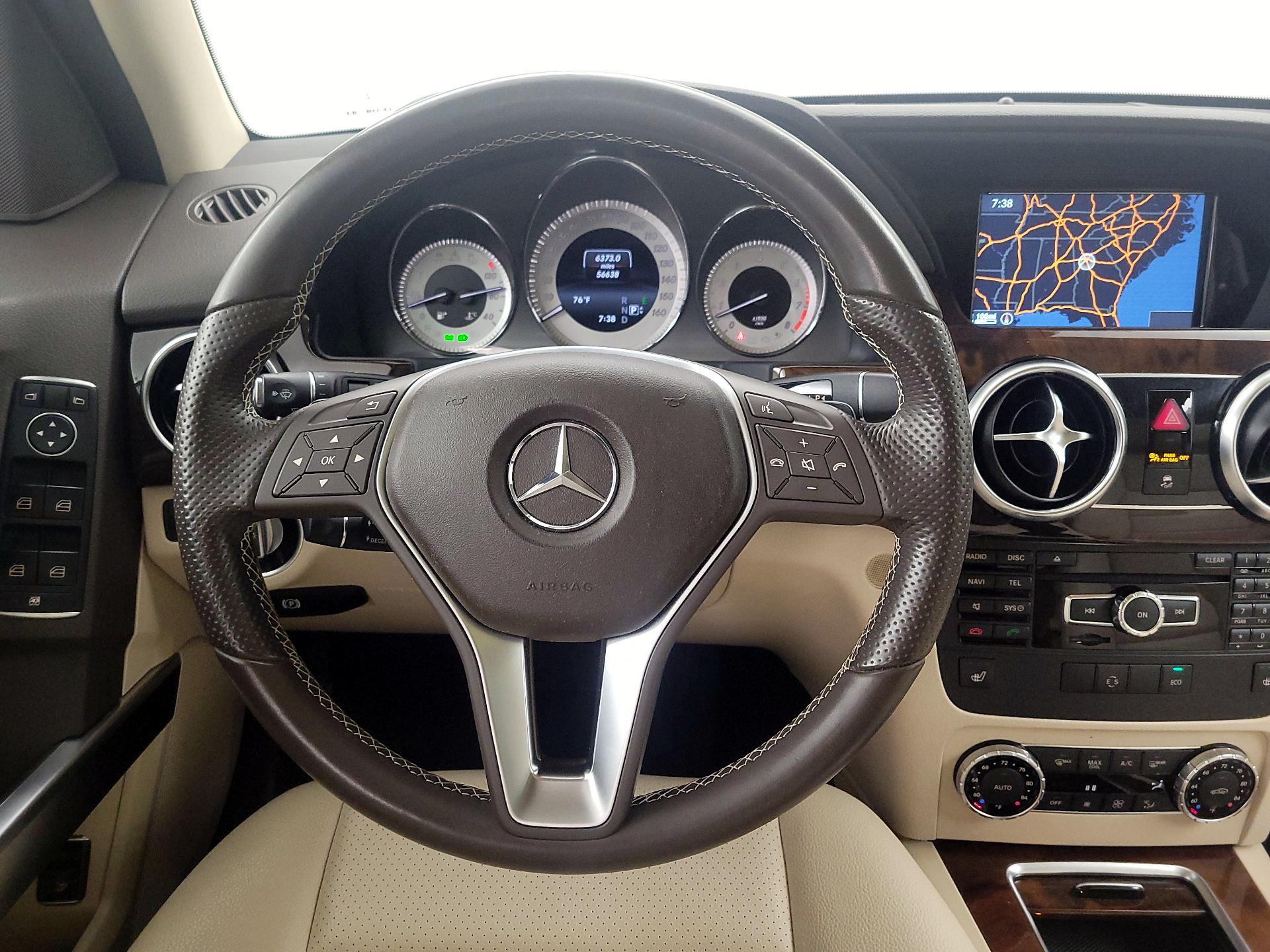 Thumbnail: 2015 Mercedes-Benz GLK - 10