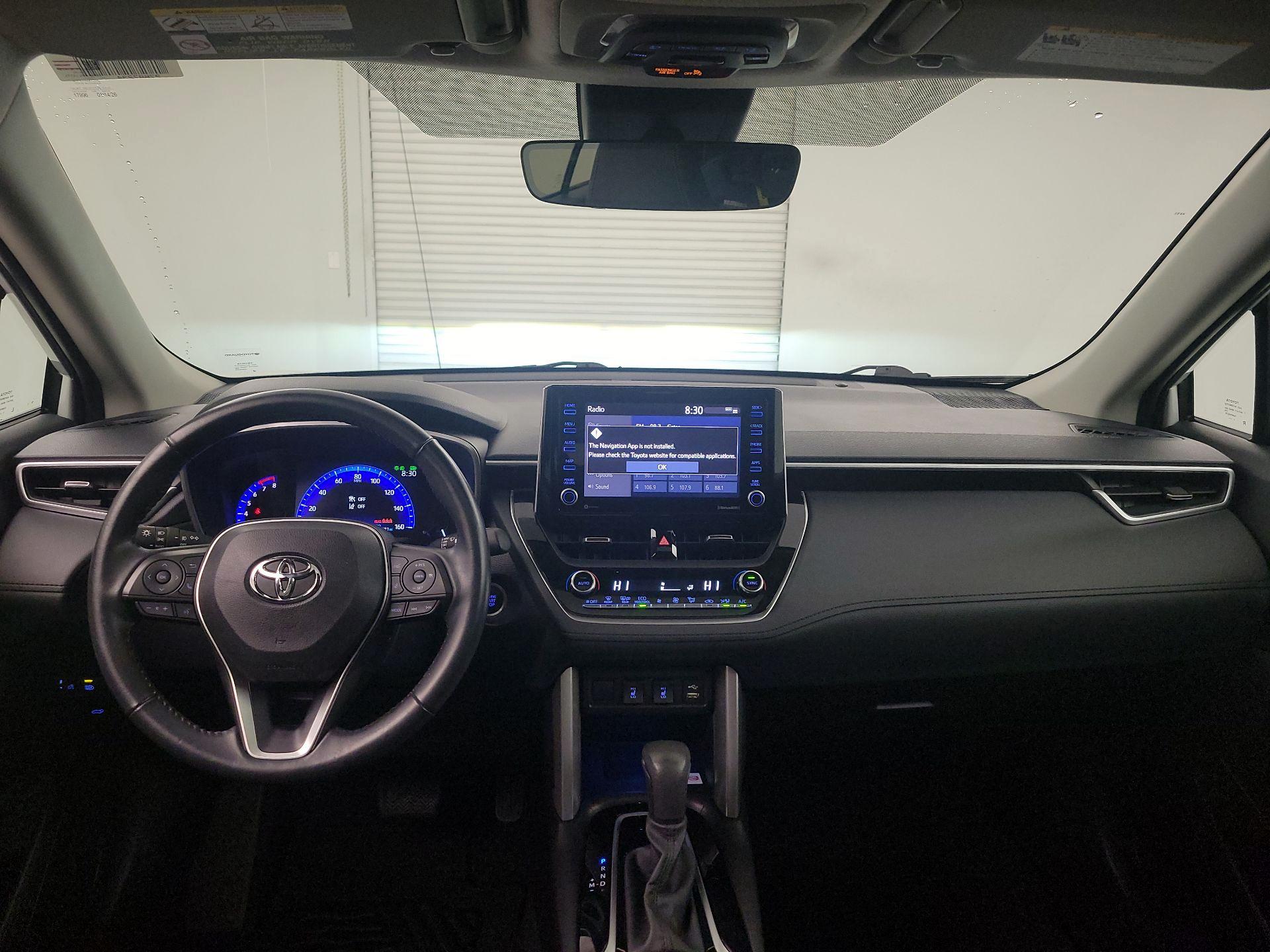 Thumbnail: 2022 Toyota Corolla Cross - 9