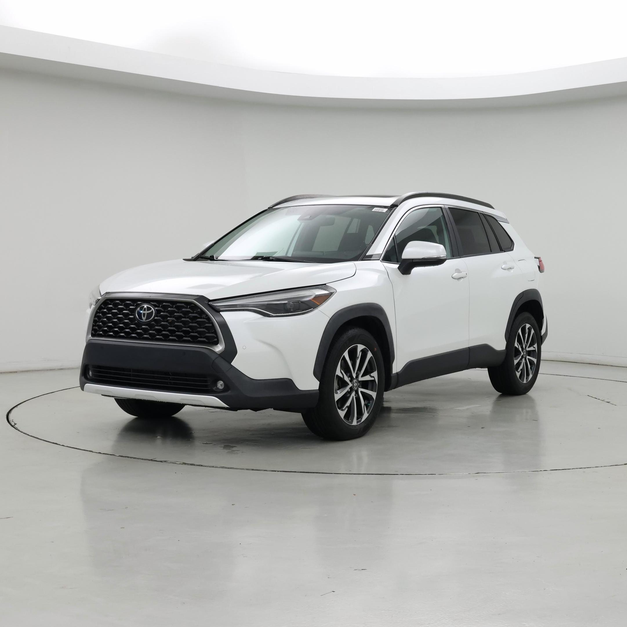 Thumbnail: 2022 Toyota Corolla Cross - 4