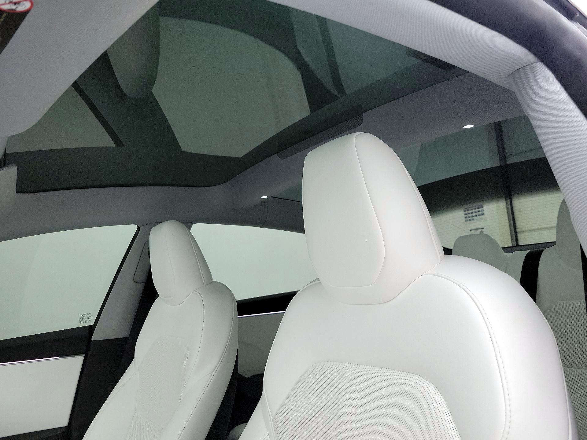 Thumbnail: 2025 Tesla Model 3 - 19