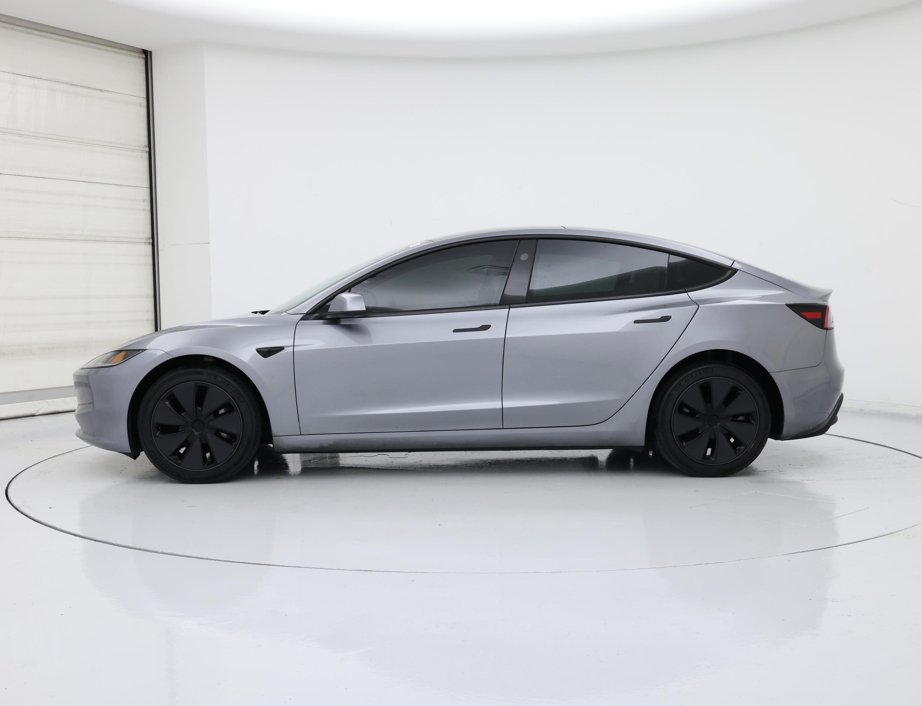 Thumbnail: 2025 Tesla Model 3 - 3