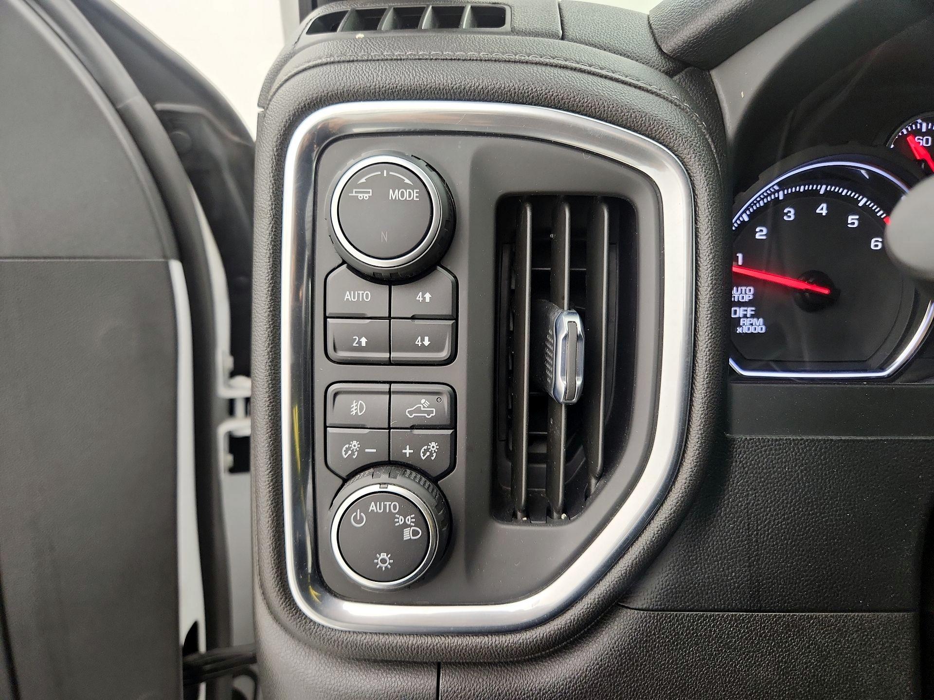 Thumbnail: 2022 Chevrolet Silverado 1500 - 13