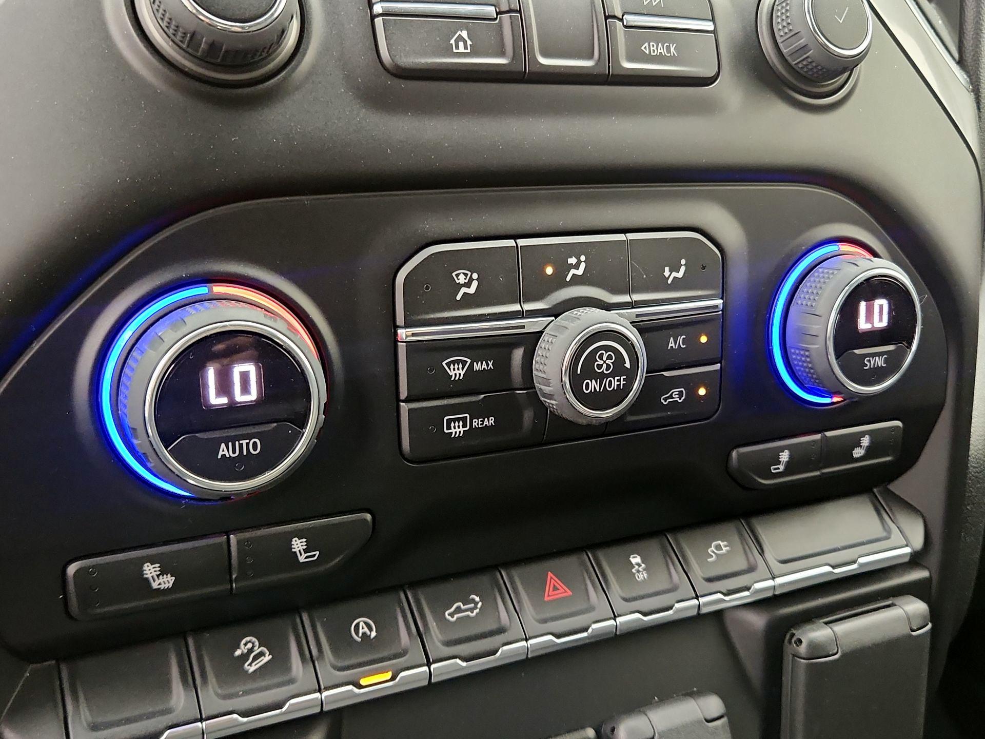 Thumbnail: 2022 Chevrolet Silverado 1500 - 16