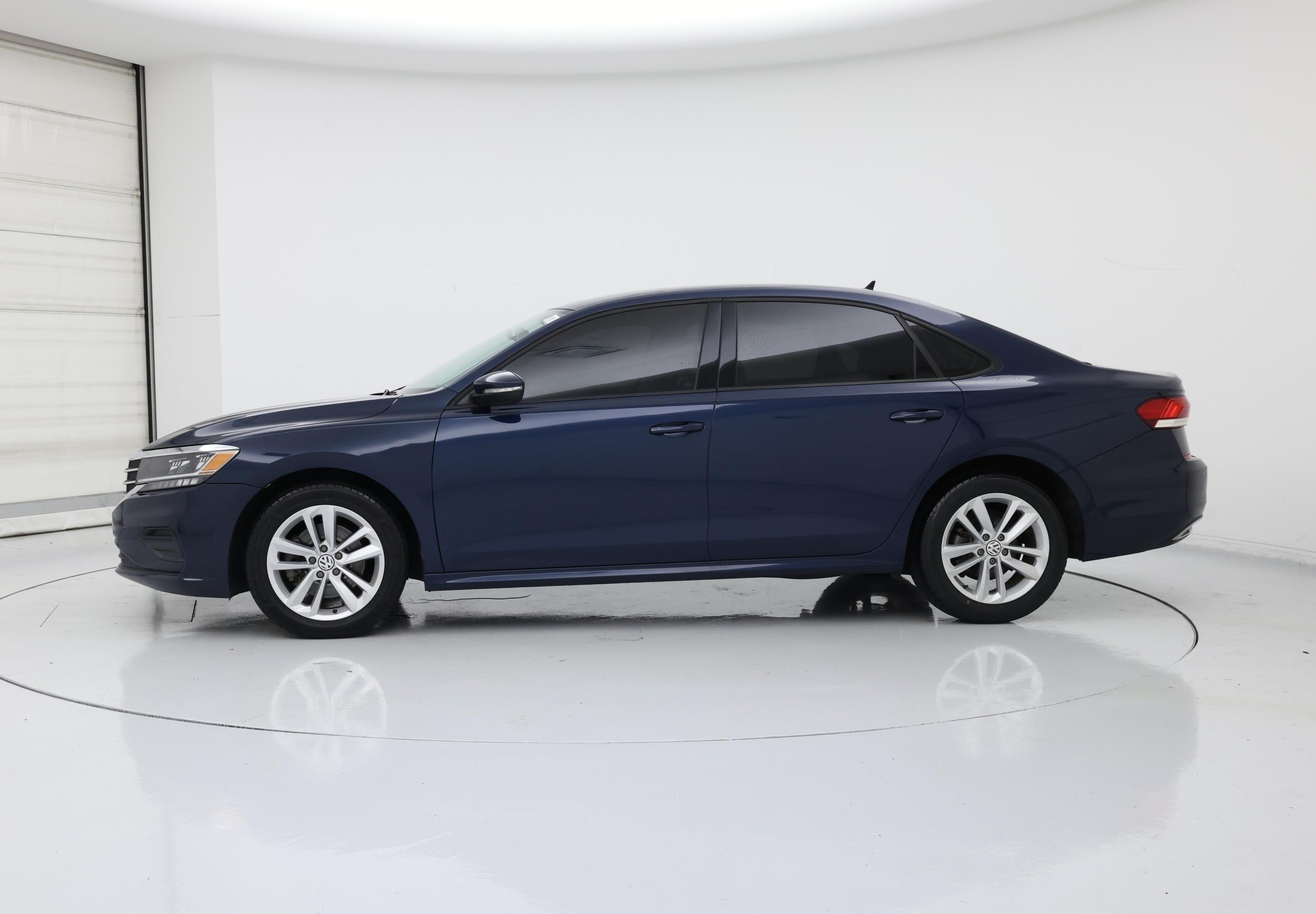 Thumbnail: 2020 Volkswagen Passat - 3