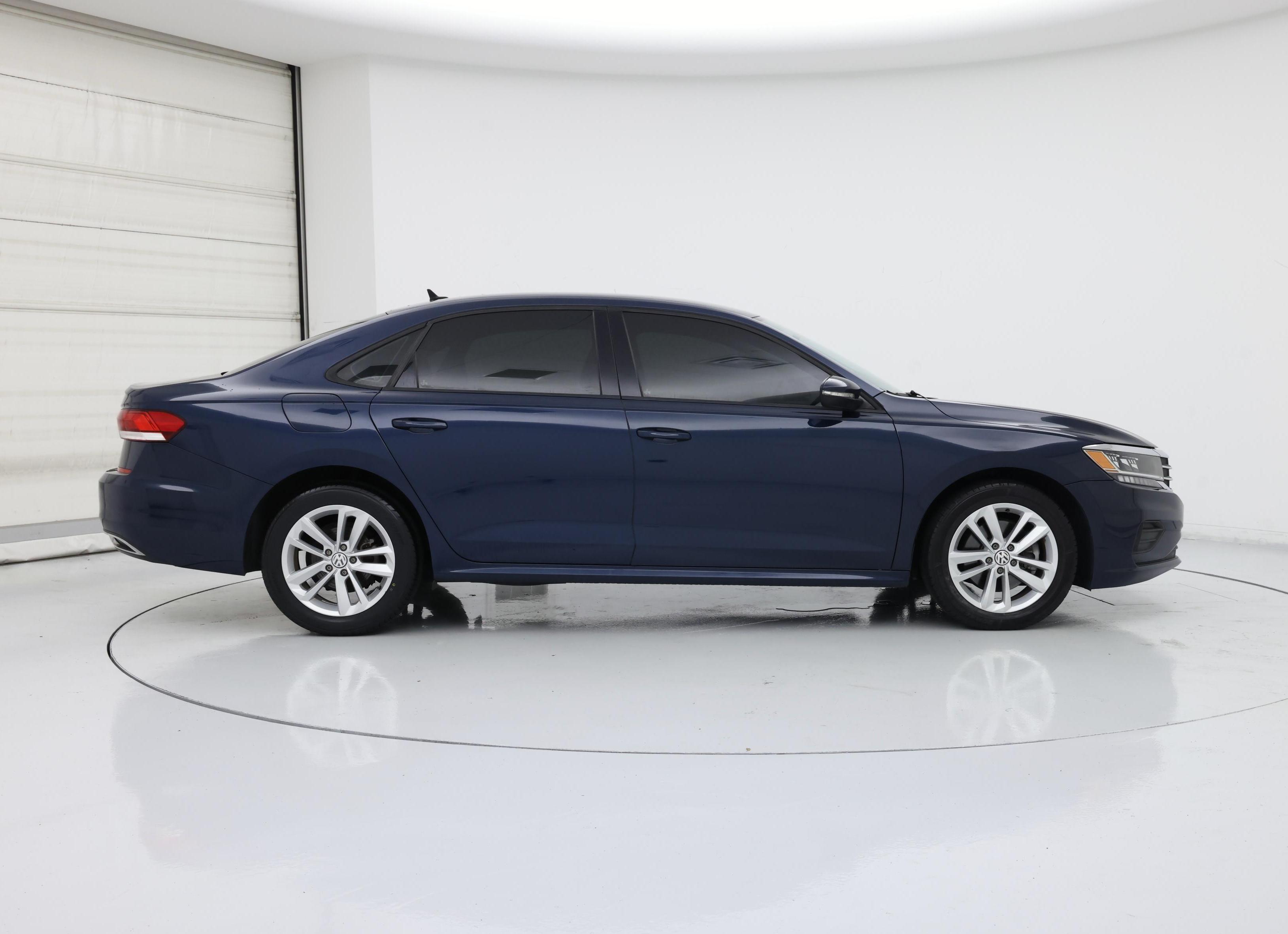 Thumbnail: 2020 Volkswagen Passat - 7