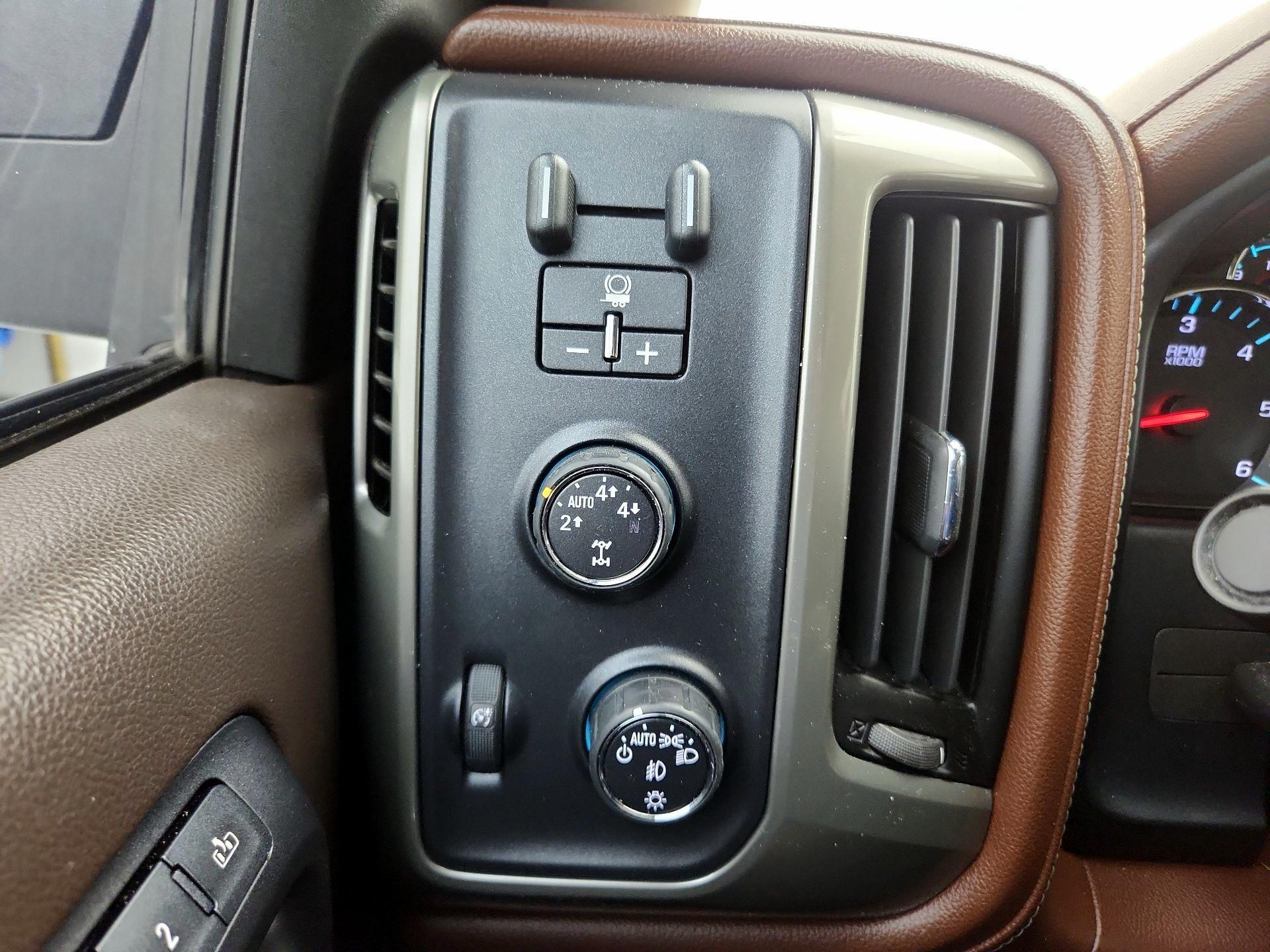 Thumbnail: 2014 Chevrolet Silverado 1500 - 13