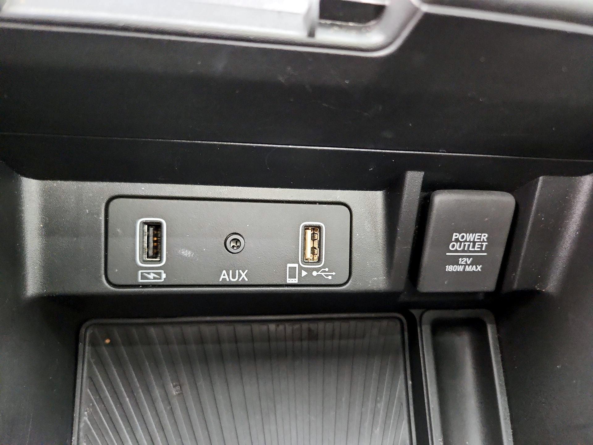 Thumbnail: 2022 Acura TLX - 18