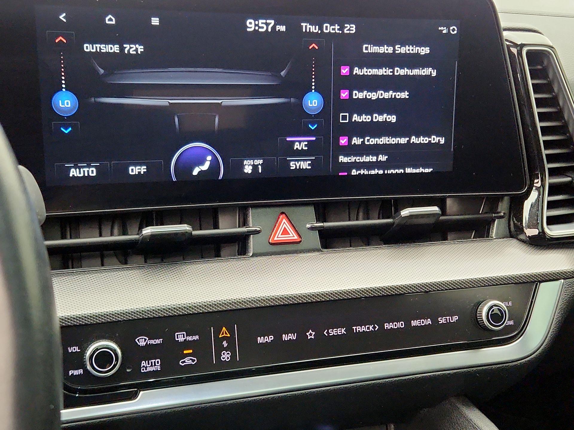 Thumbnail: 2024 Kia Sportage - 17