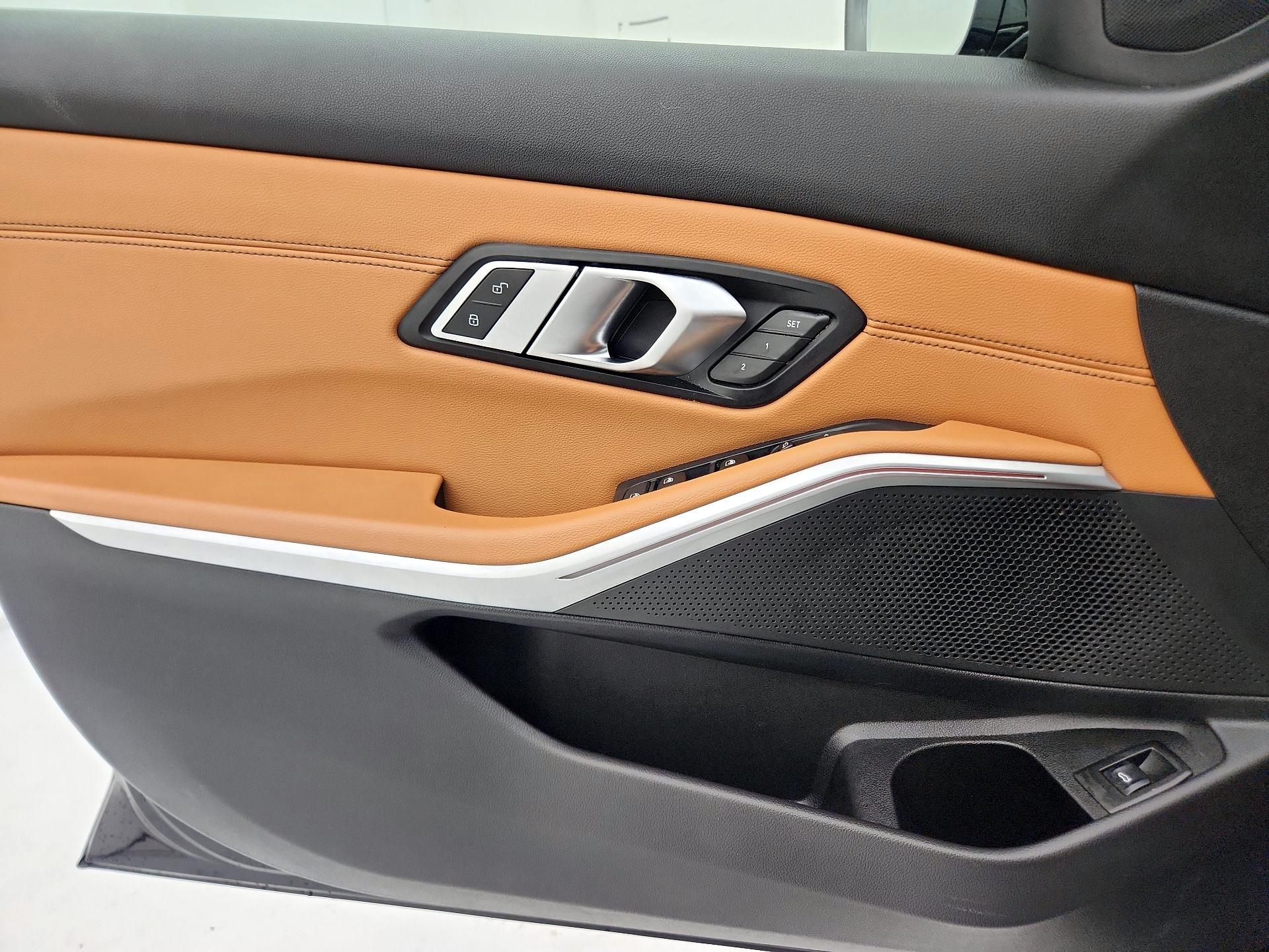 Thumbnail: 2020 BMW 3 Series - 12