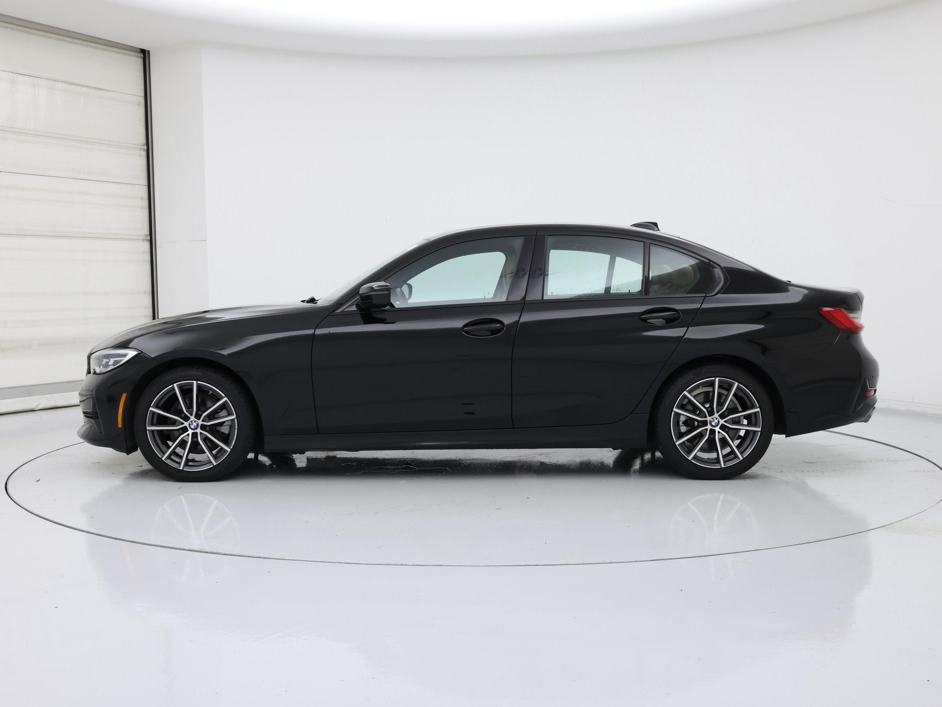 Thumbnail: 2020 BMW 3 Series - 3