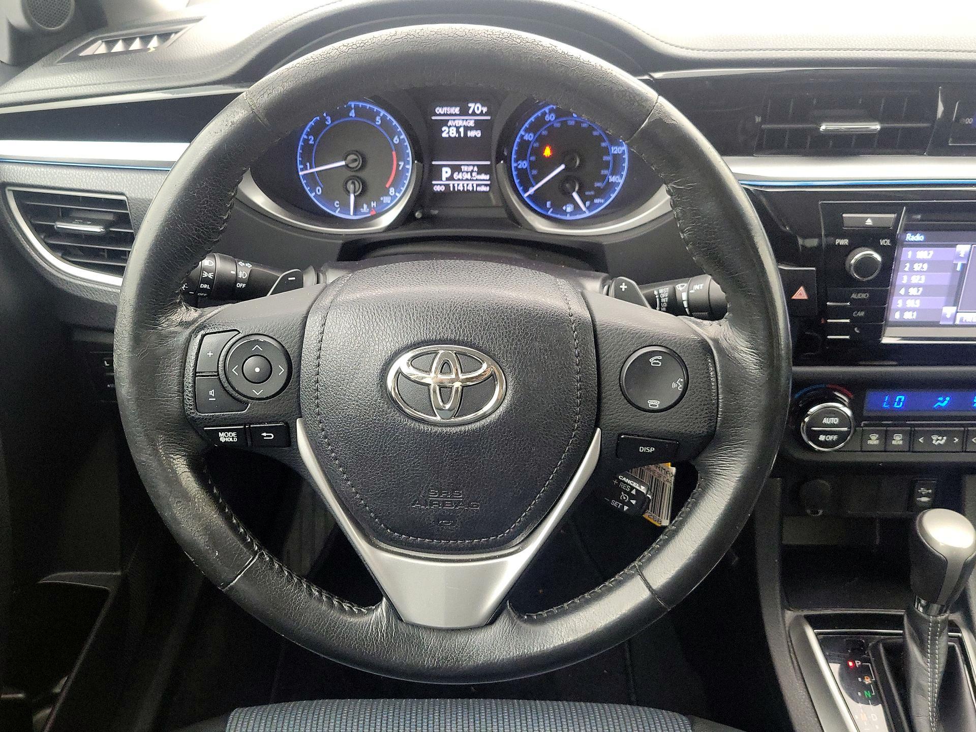 Thumbnail: 2015 Toyota Corolla - 10