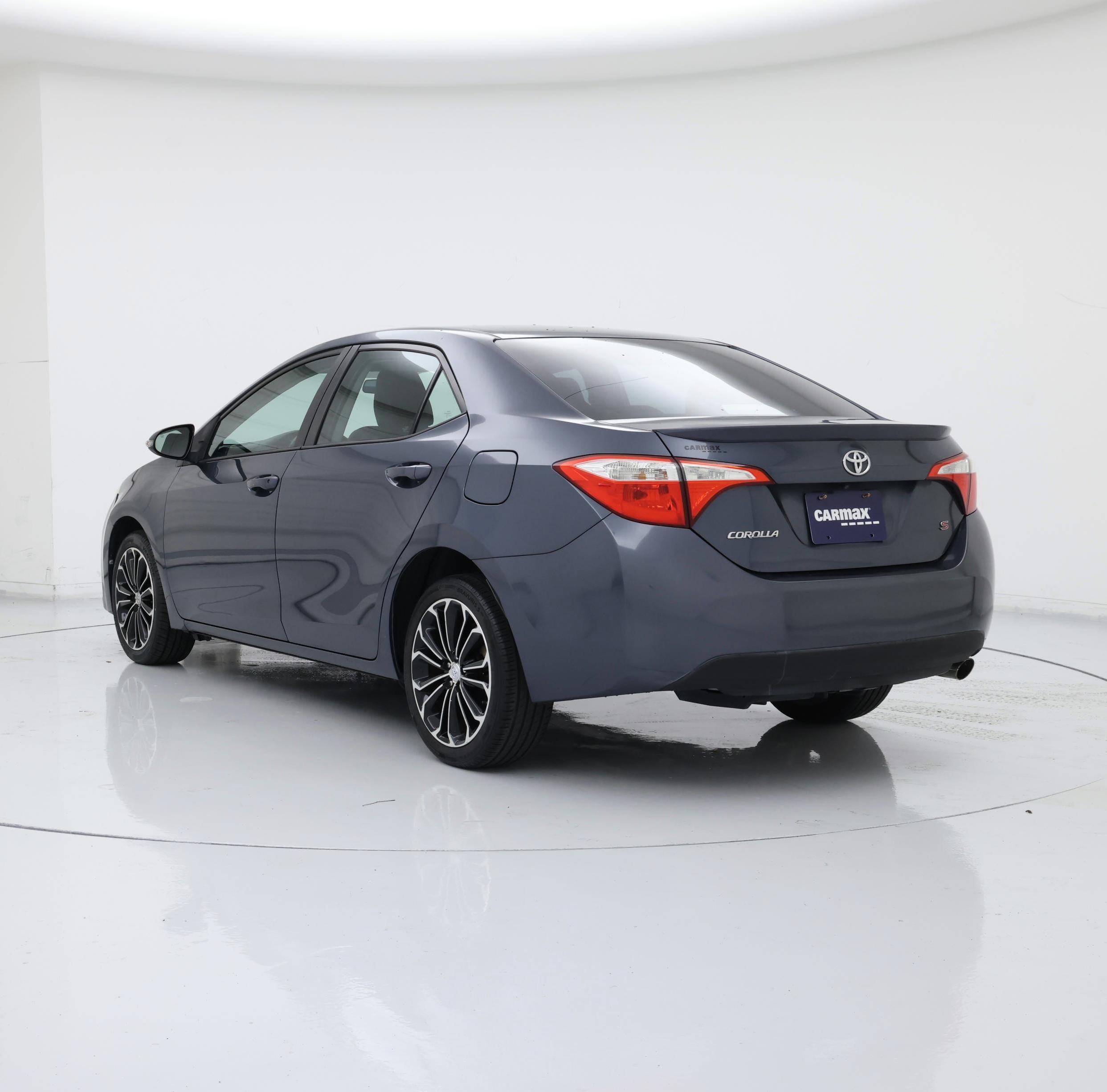 Thumbnail: 2015 Toyota Corolla - 2