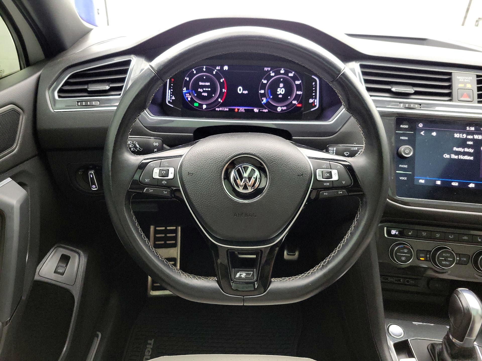 Thumbnail: 2019 Volkswagen Tiguan - 10