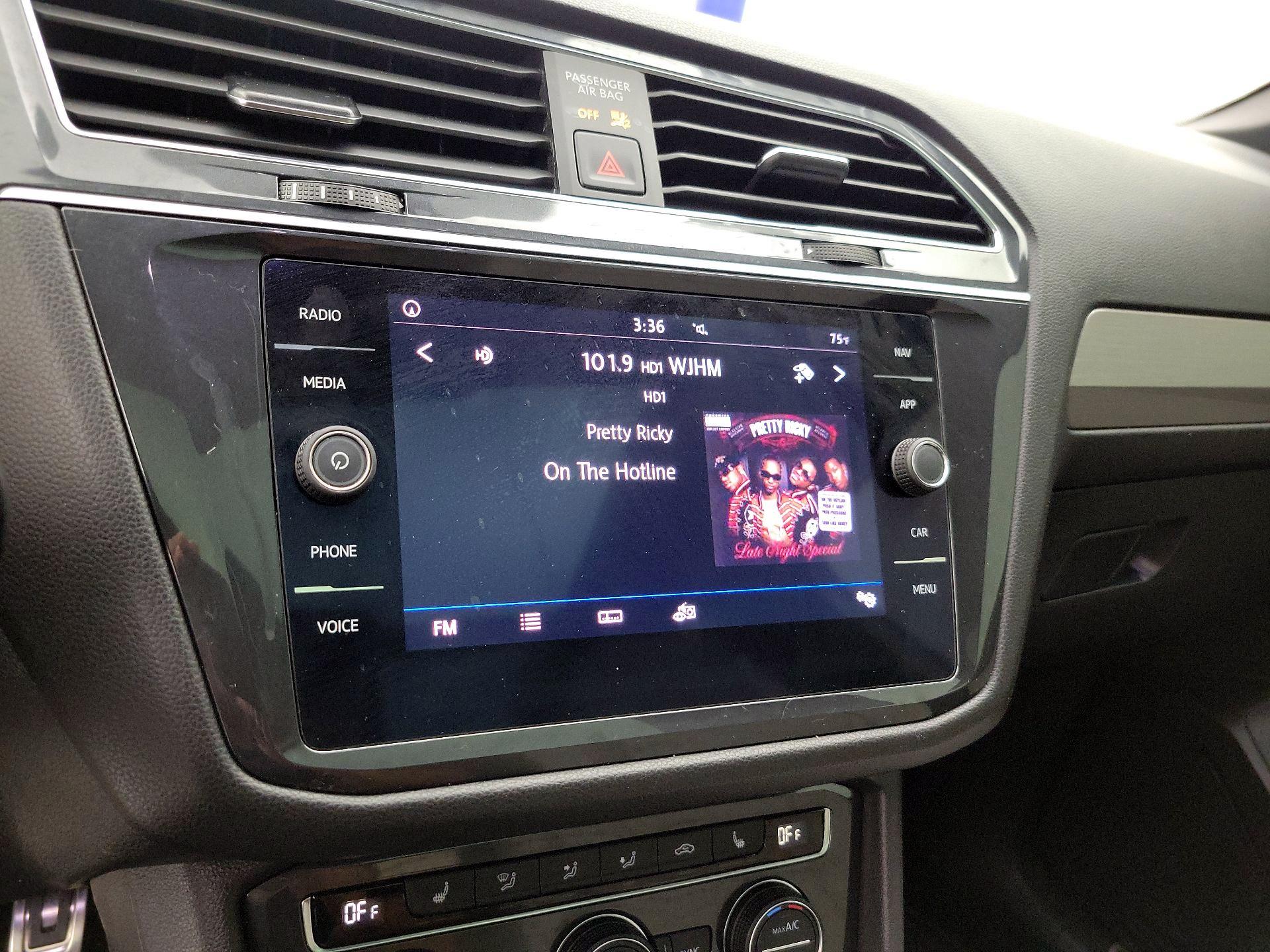 Thumbnail: 2019 Volkswagen Tiguan - 15