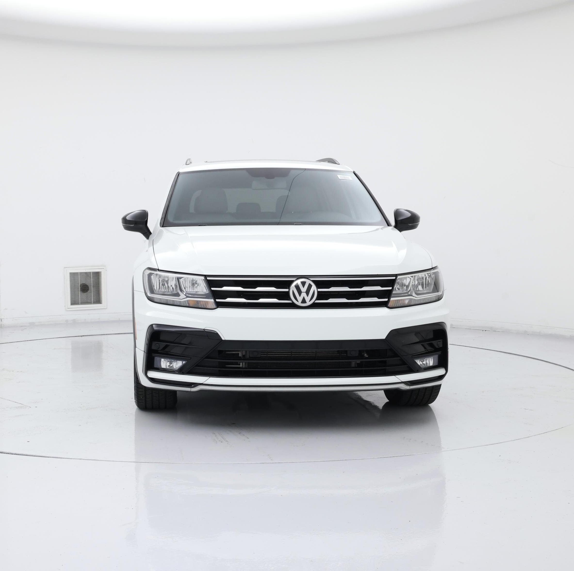 Thumbnail: 2019 Volkswagen Tiguan - 5
