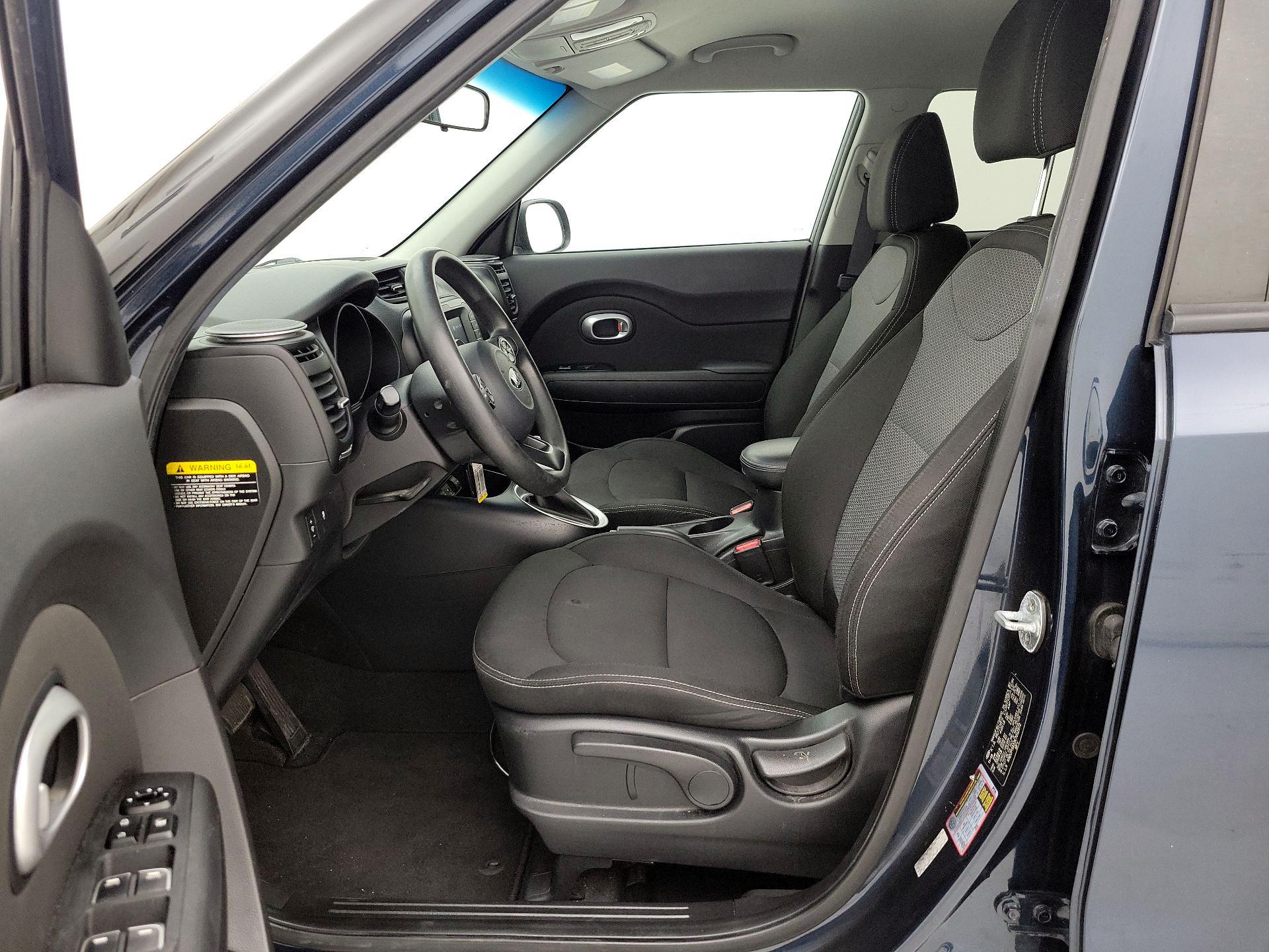 Thumbnail: 2019 Kia Soul - 11