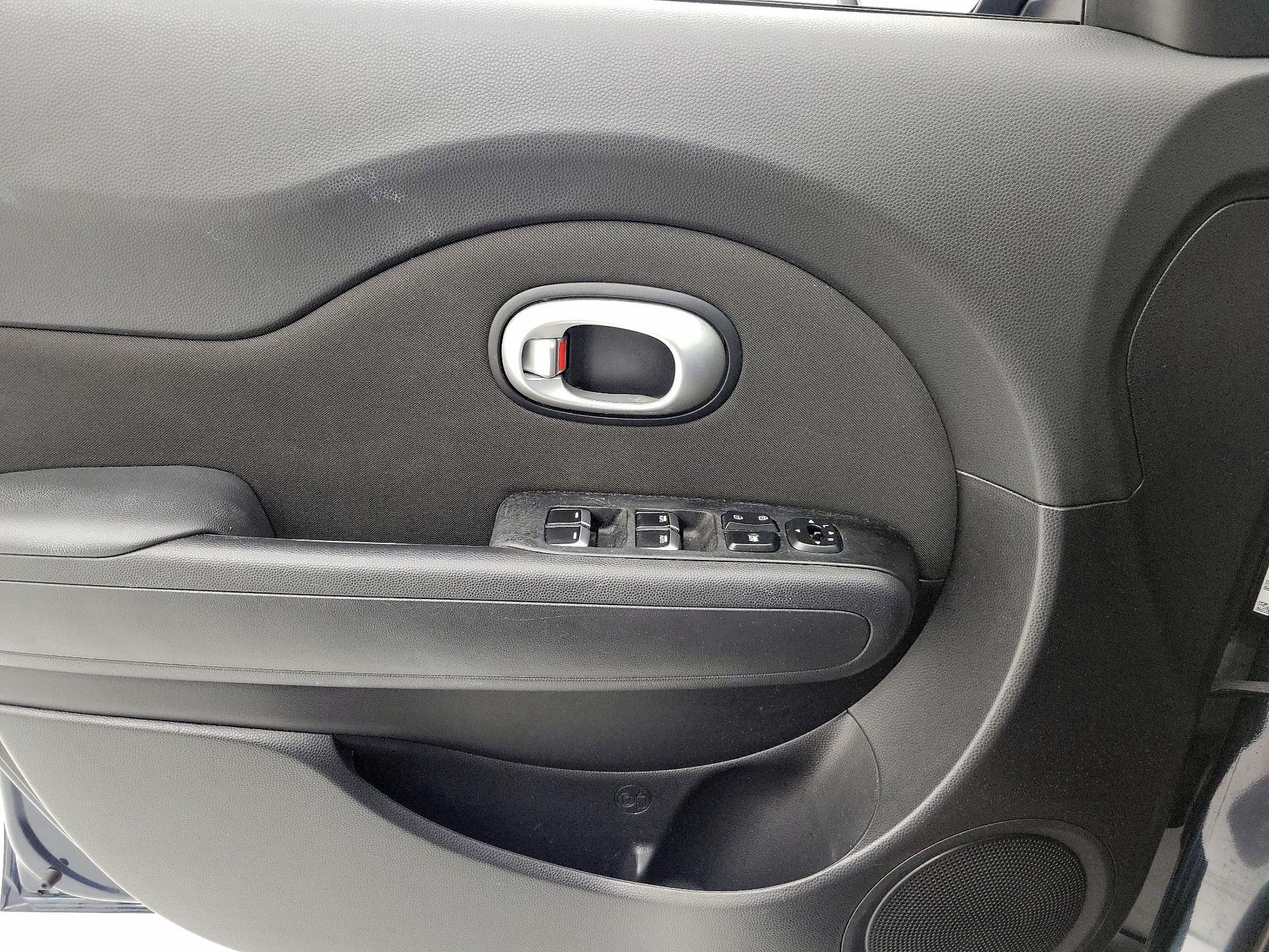 Thumbnail: 2019 Kia Soul - 12