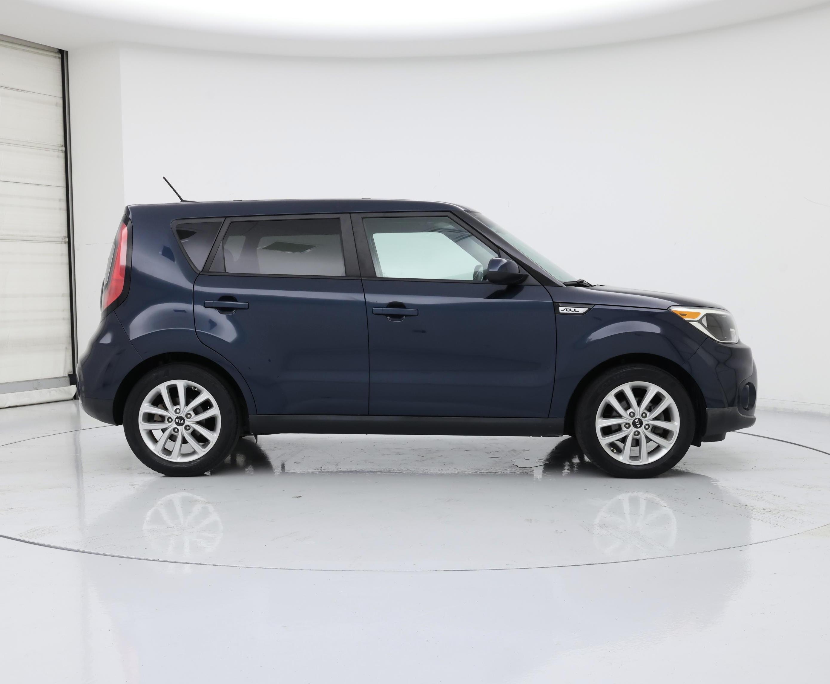 Thumbnail: 2019 Kia Soul - 7