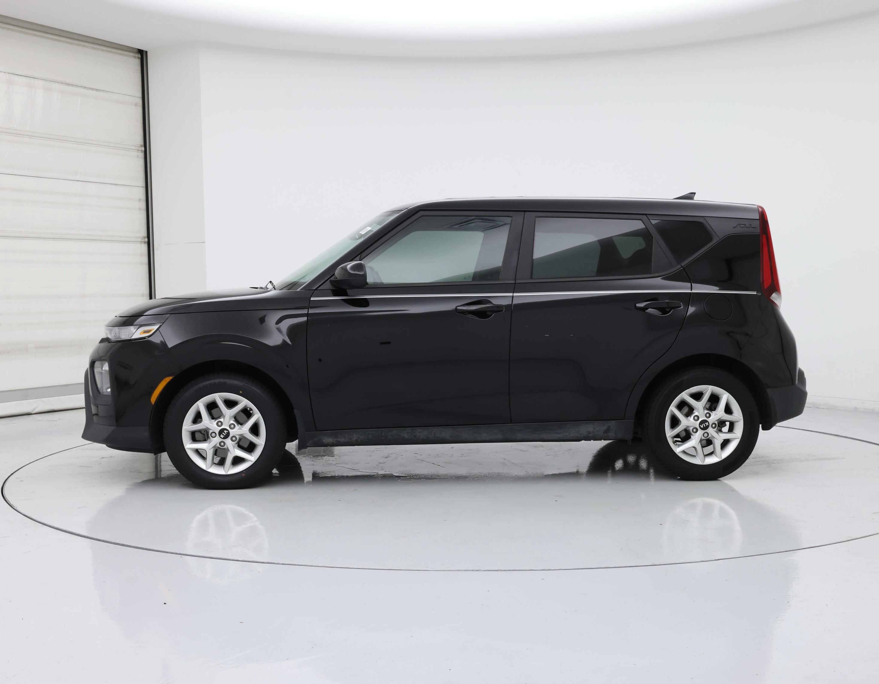 Thumbnail: 2020 Kia Soul - 3