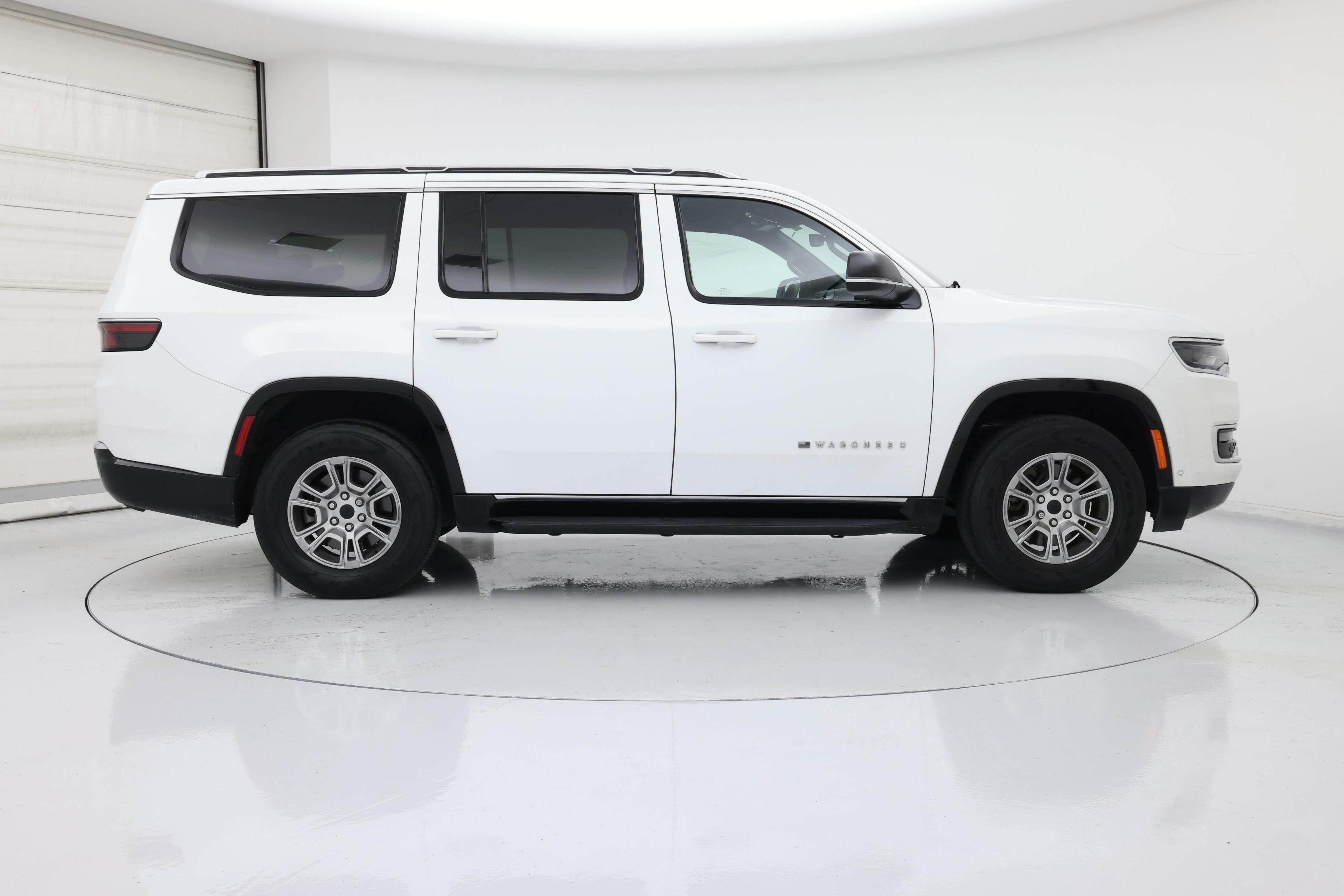 Thumbnail: 2023 Jeep Wagoneer - 7