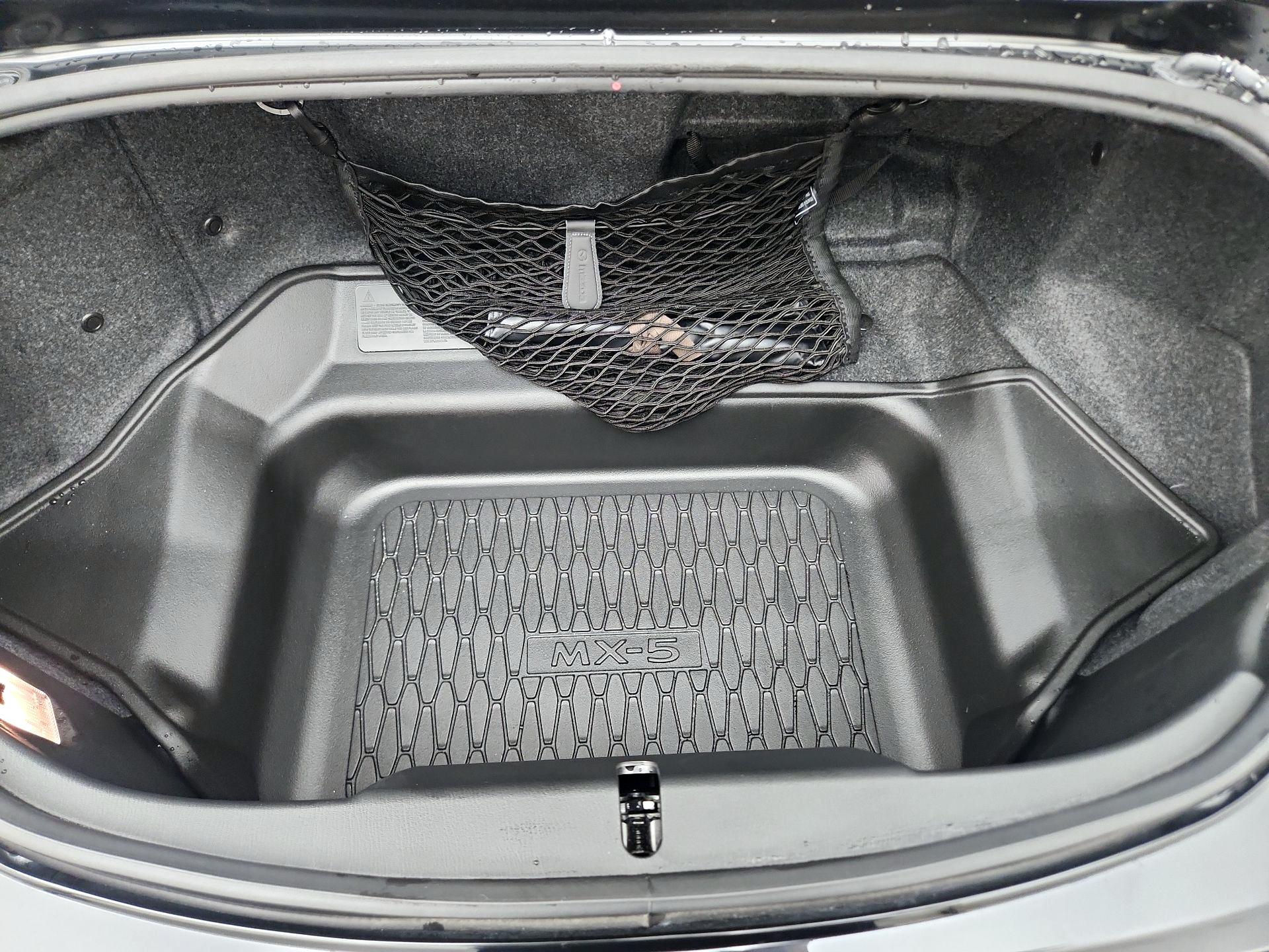 Thumbnail: 2025 Mazda MX-5 Miata - 20