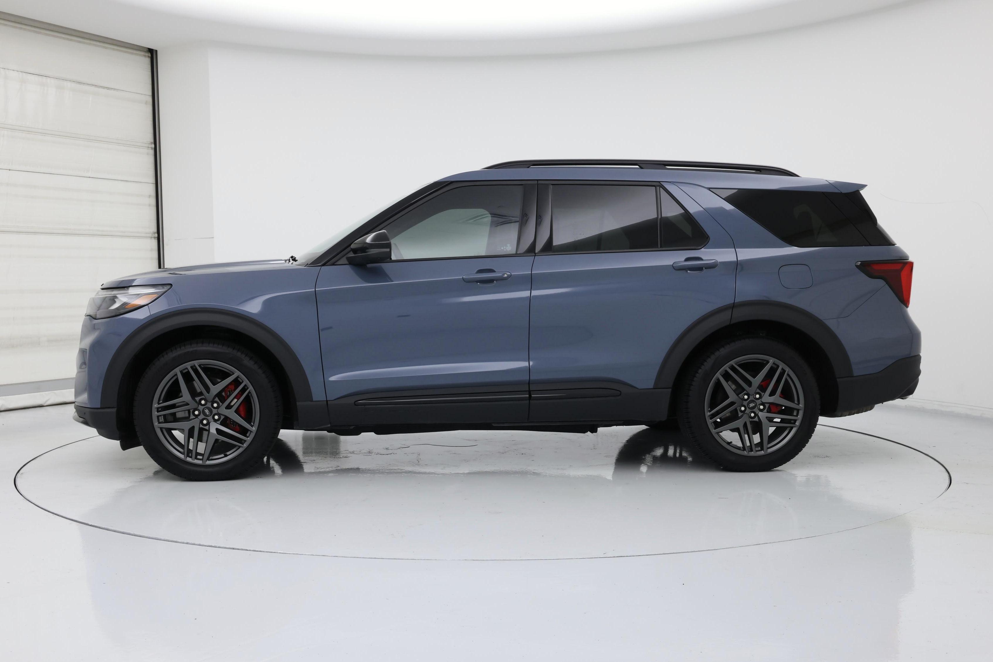 Thumbnail: 2025 Ford Explorer - 3