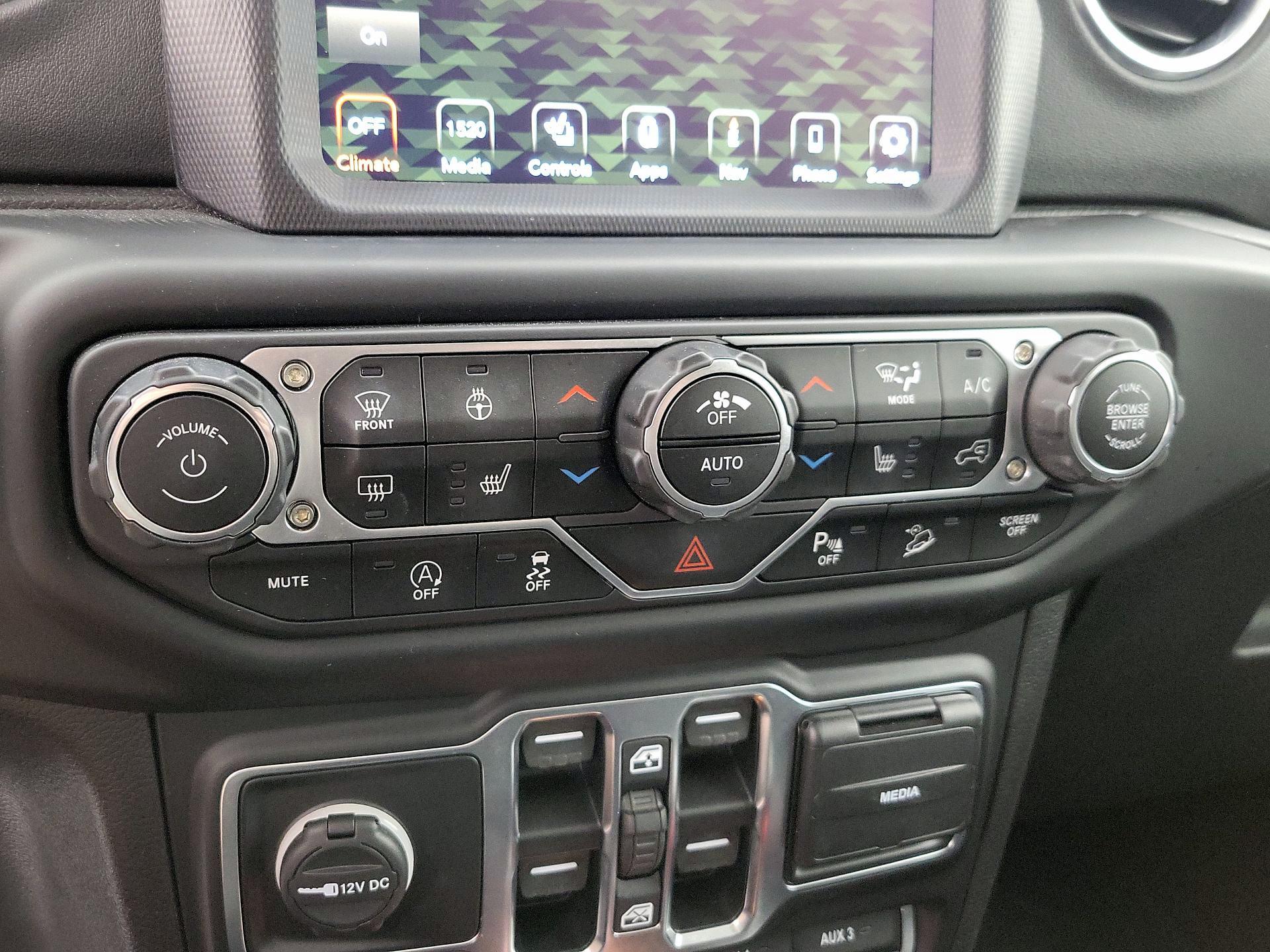 Thumbnail: 2020 Jeep Wrangler - 16