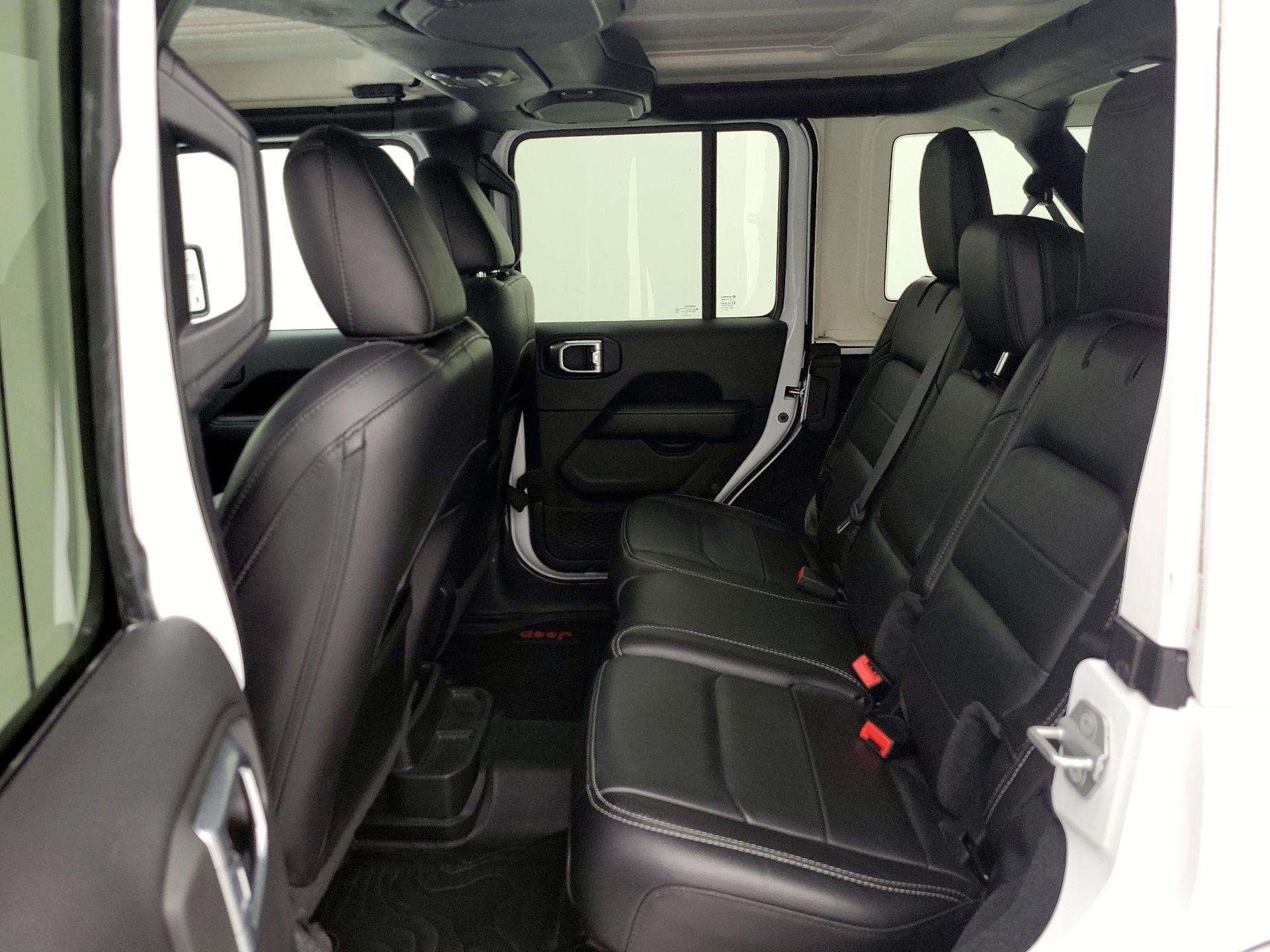 Thumbnail: 2020 Jeep Wrangler - 19