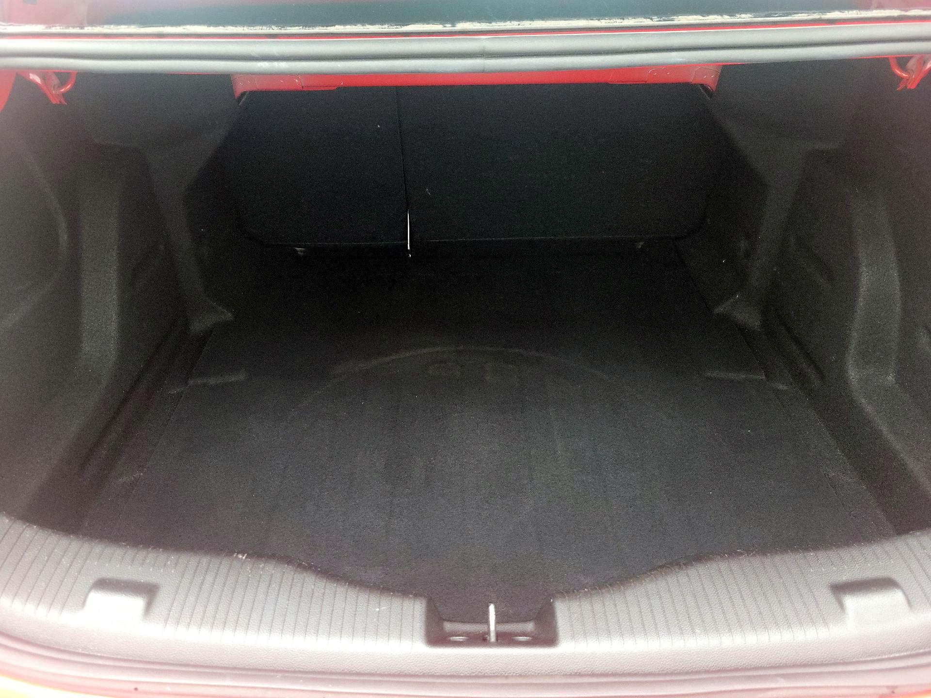 Thumbnail: 2017 Chevrolet Cruze - 20