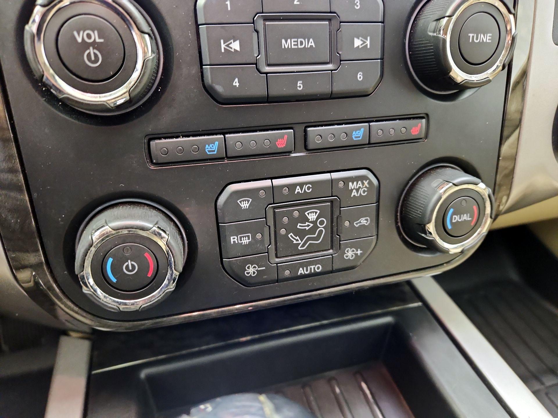 Thumbnail: 2017 Ford Expedition - 17