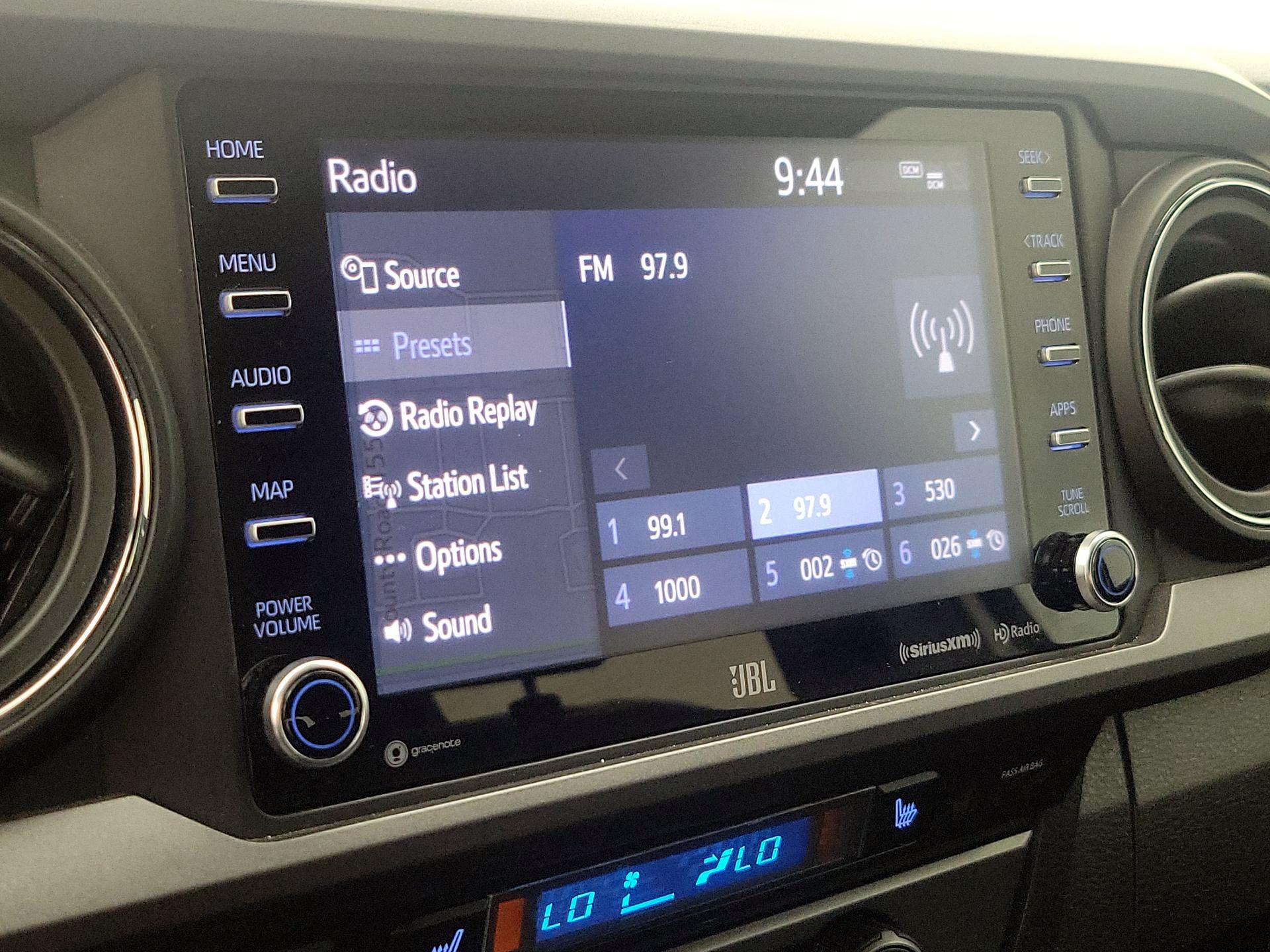 Thumbnail: 2022 Toyota Tacoma - 16