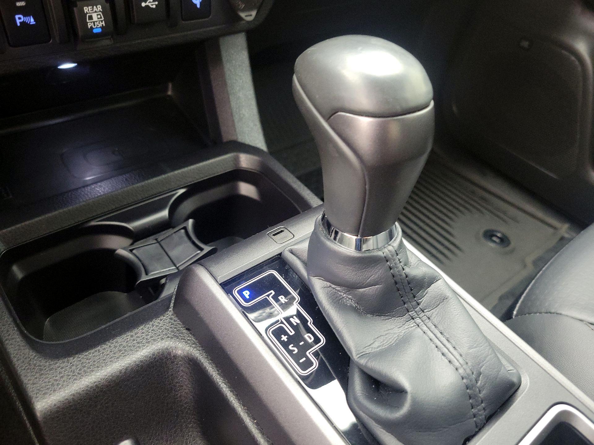 Thumbnail: 2022 Toyota Tacoma - 18