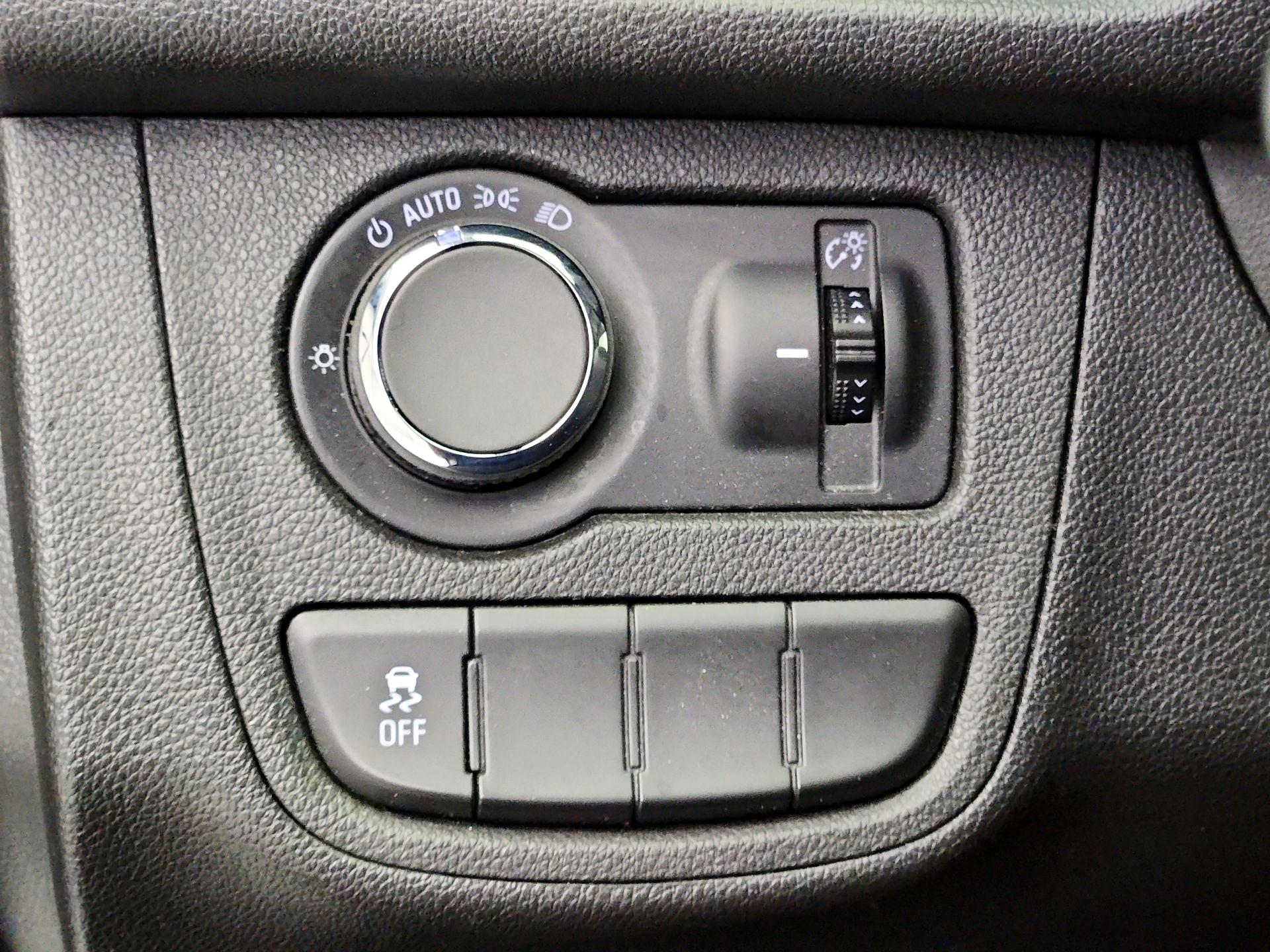 Thumbnail: 2016 Chevrolet Spark - 13