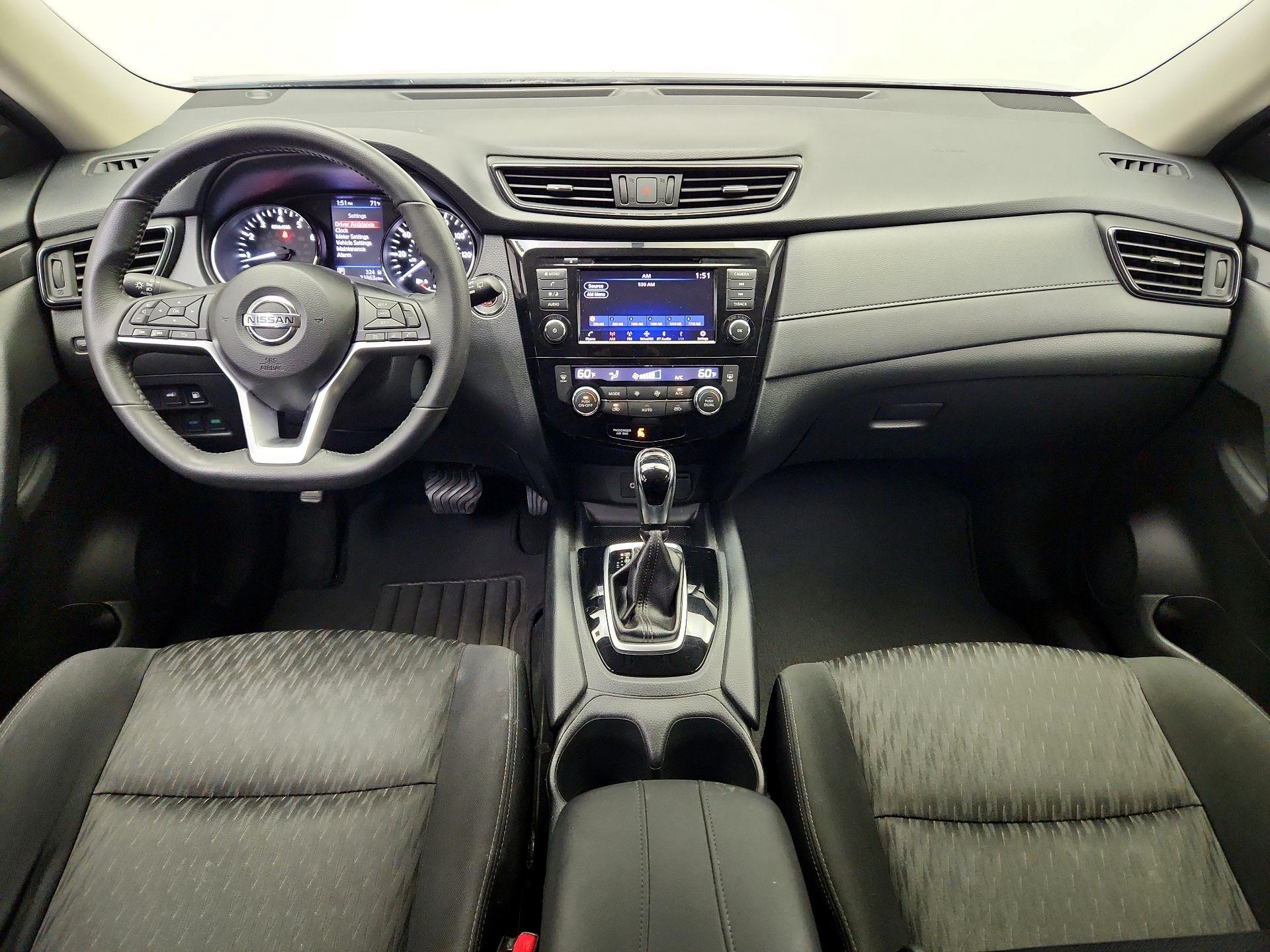 Thumbnail: 2018 Nissan Rogue - 9