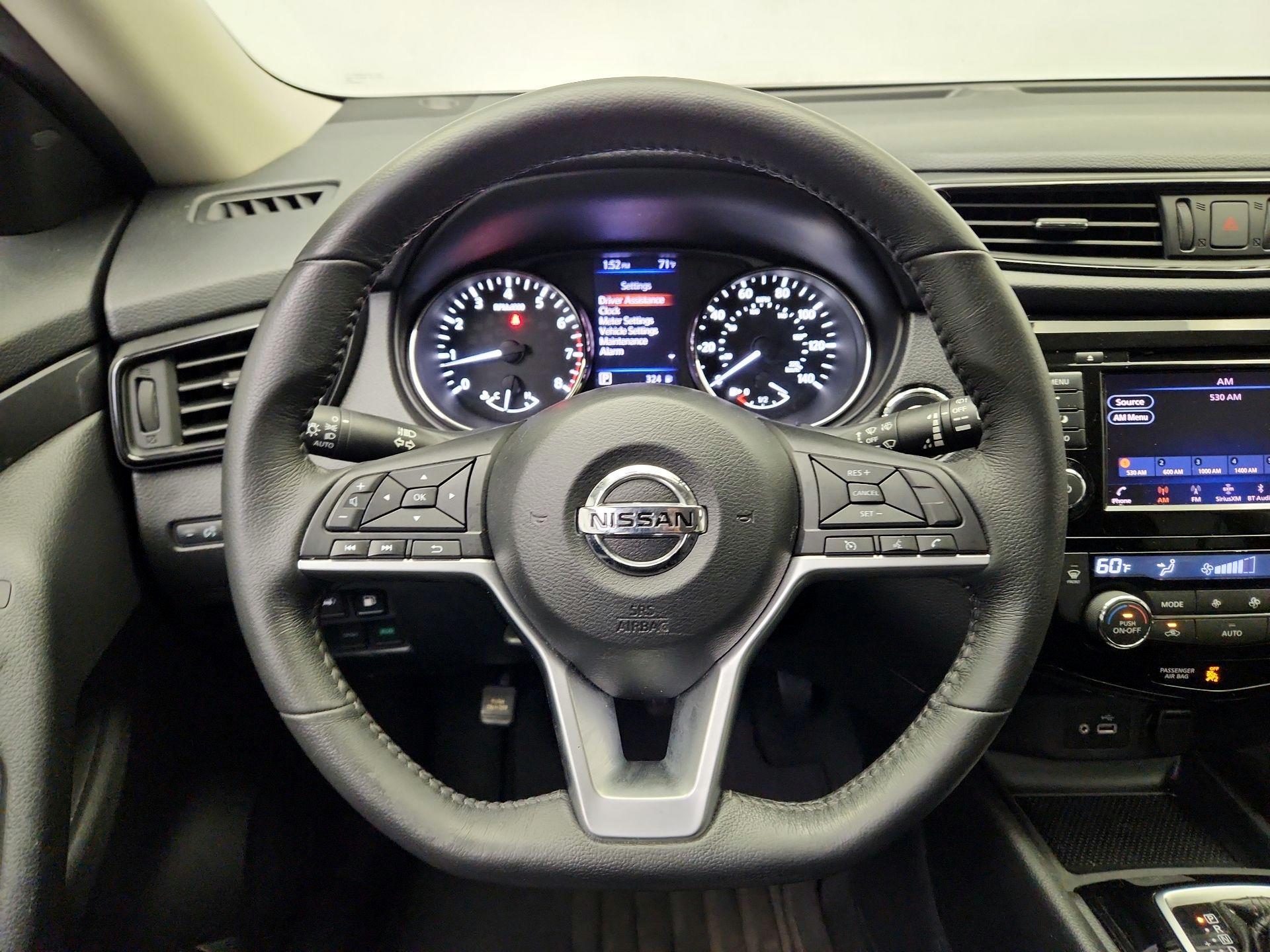 Thumbnail: 2018 Nissan Rogue - 10