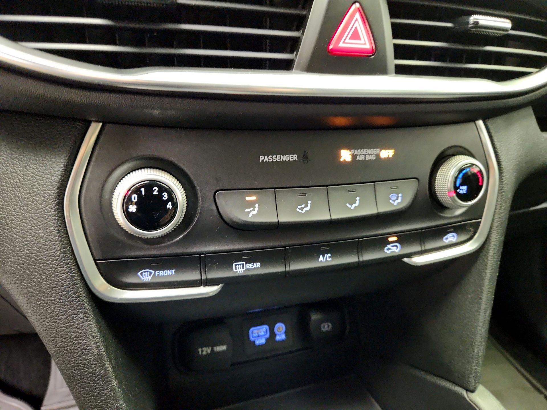 Thumbnail: 2019 Hyundai Santa Fe - 16