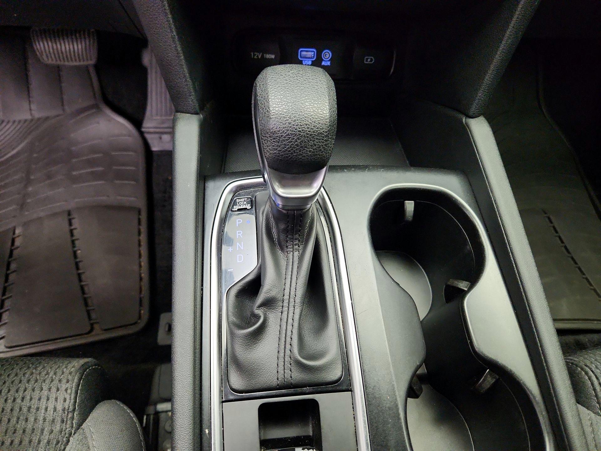 Thumbnail: 2019 Hyundai Santa Fe - 17